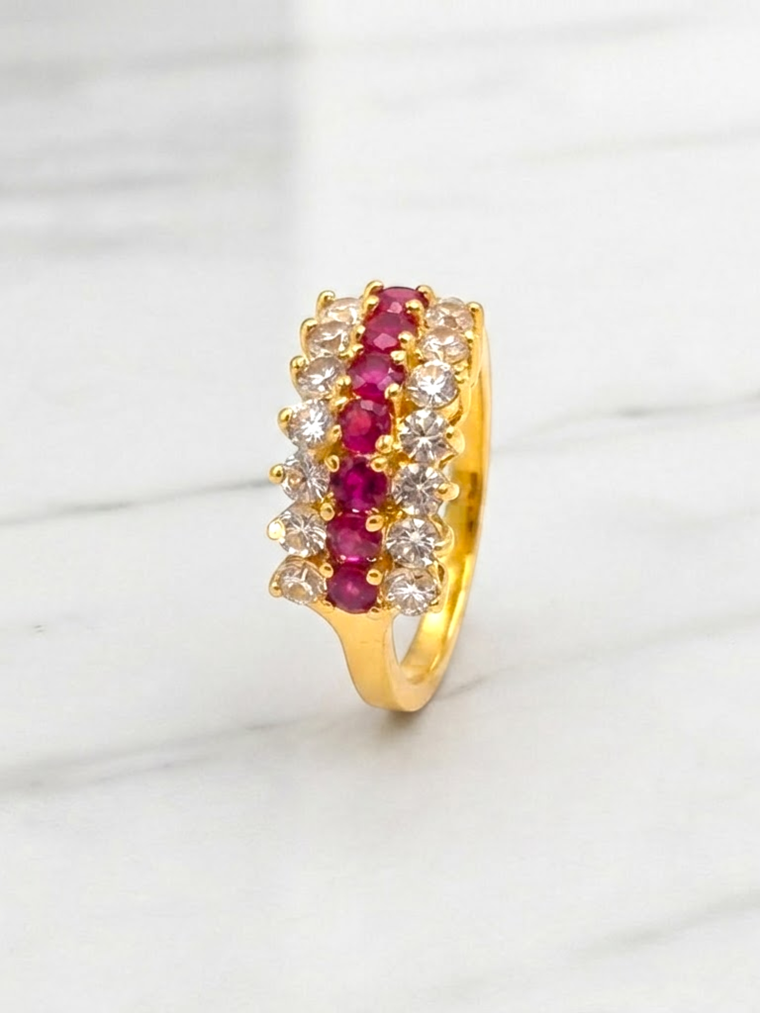 Anillo cintillo rubies y circones grande Oro 18k 2