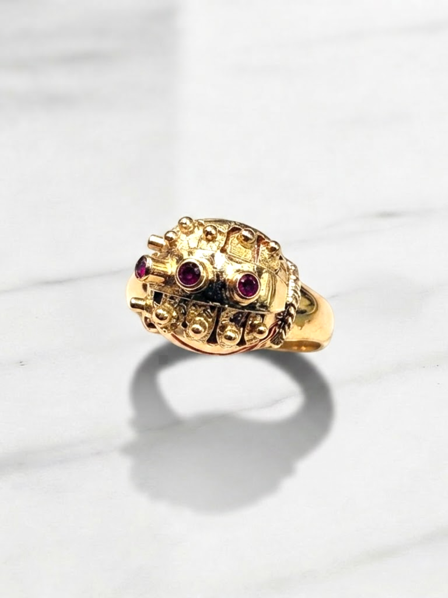 Anillo chevalier rubí Oro 18k 1