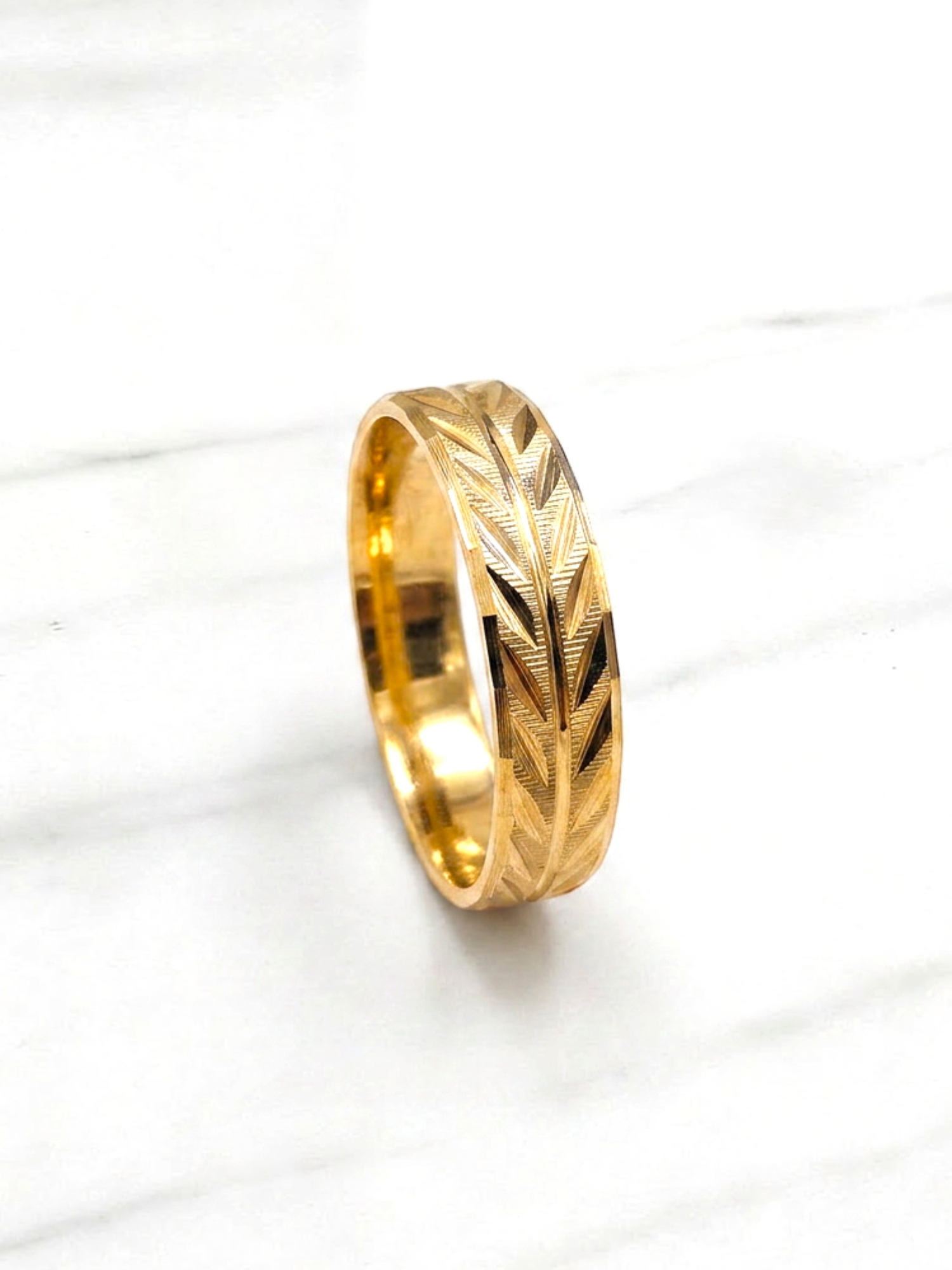 Argolla espiga 6 mm Oro 18k 1