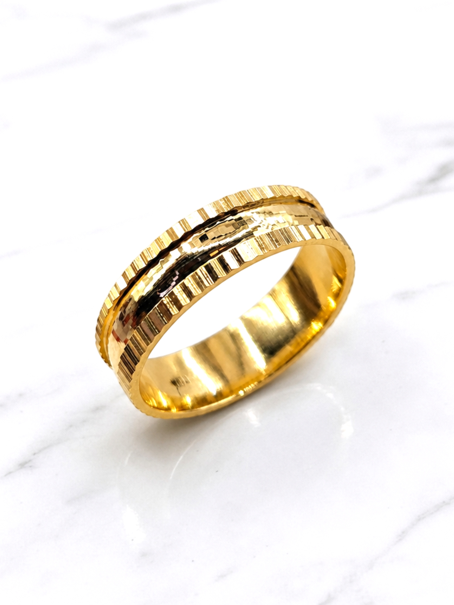 Argolla de matrimonio borde tallado 6 mm Oro 18k 5