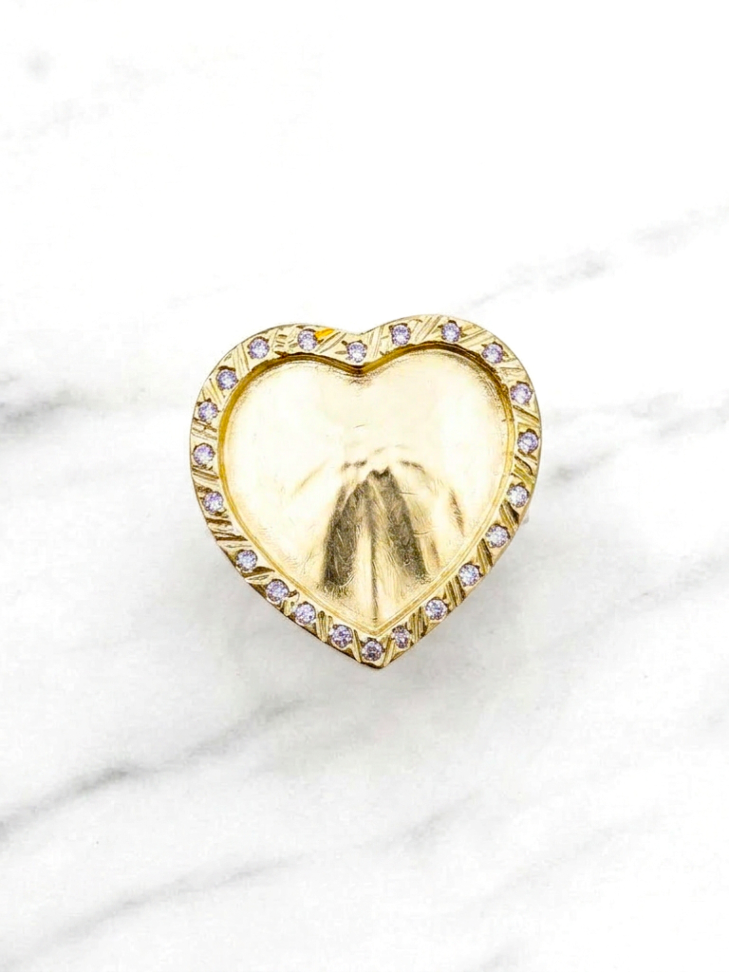 Anillo tazo corazón piedras circones 6 grs Oro 18k 3