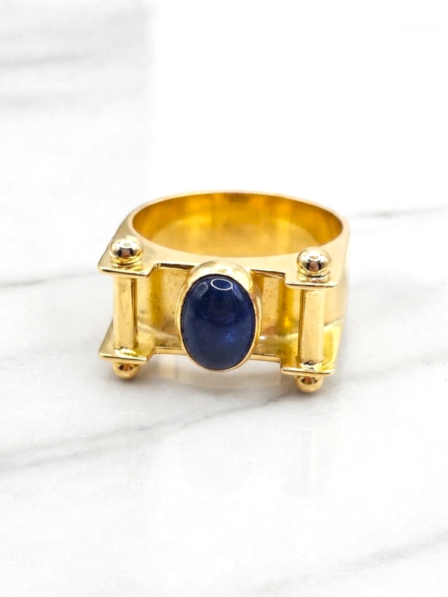 Anillo reina Inglaterra zafiro Oro 18k  5