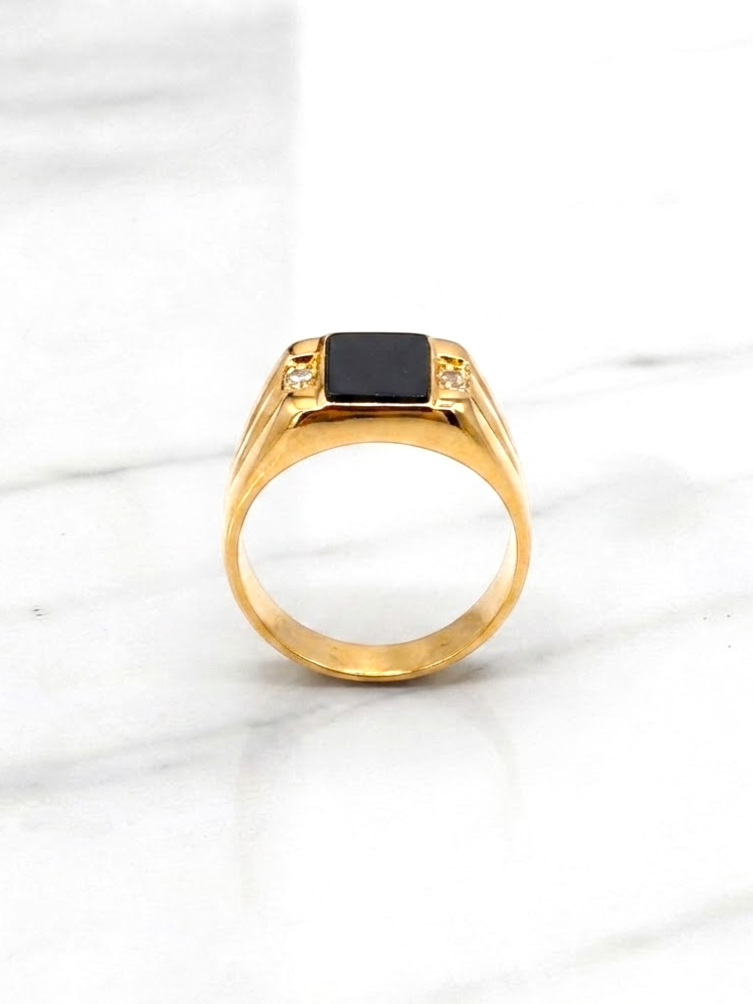 Anillo sello cuadrado onix con circónes grande Oro 18k 3