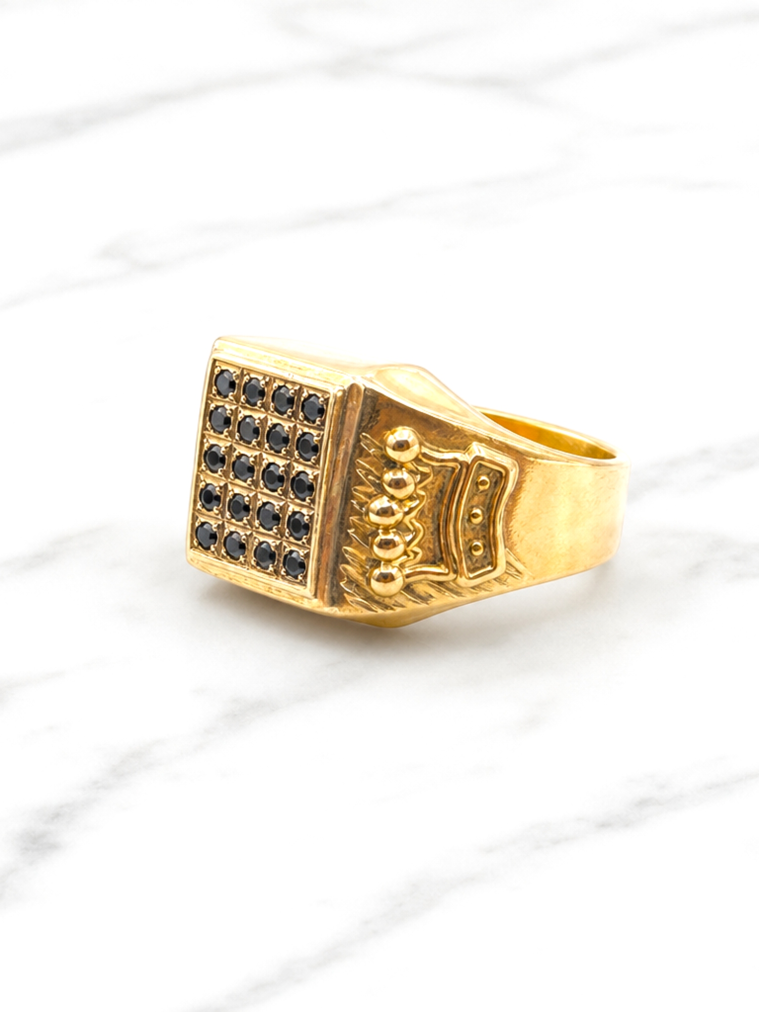 Anillo sello reyes onix Oro 18k 2