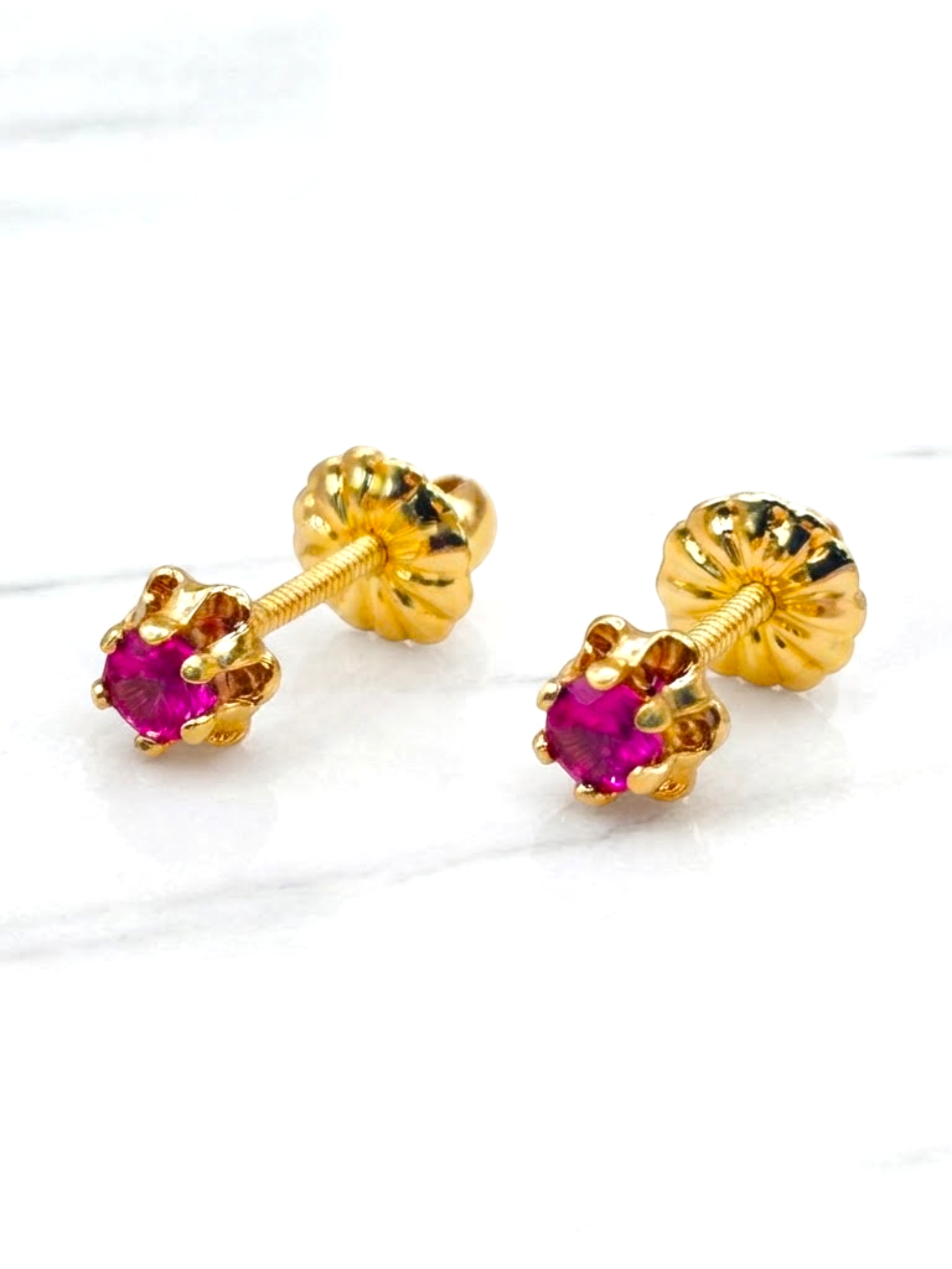 Aros chatón italiano Rubí pequeños Oro 18k  5