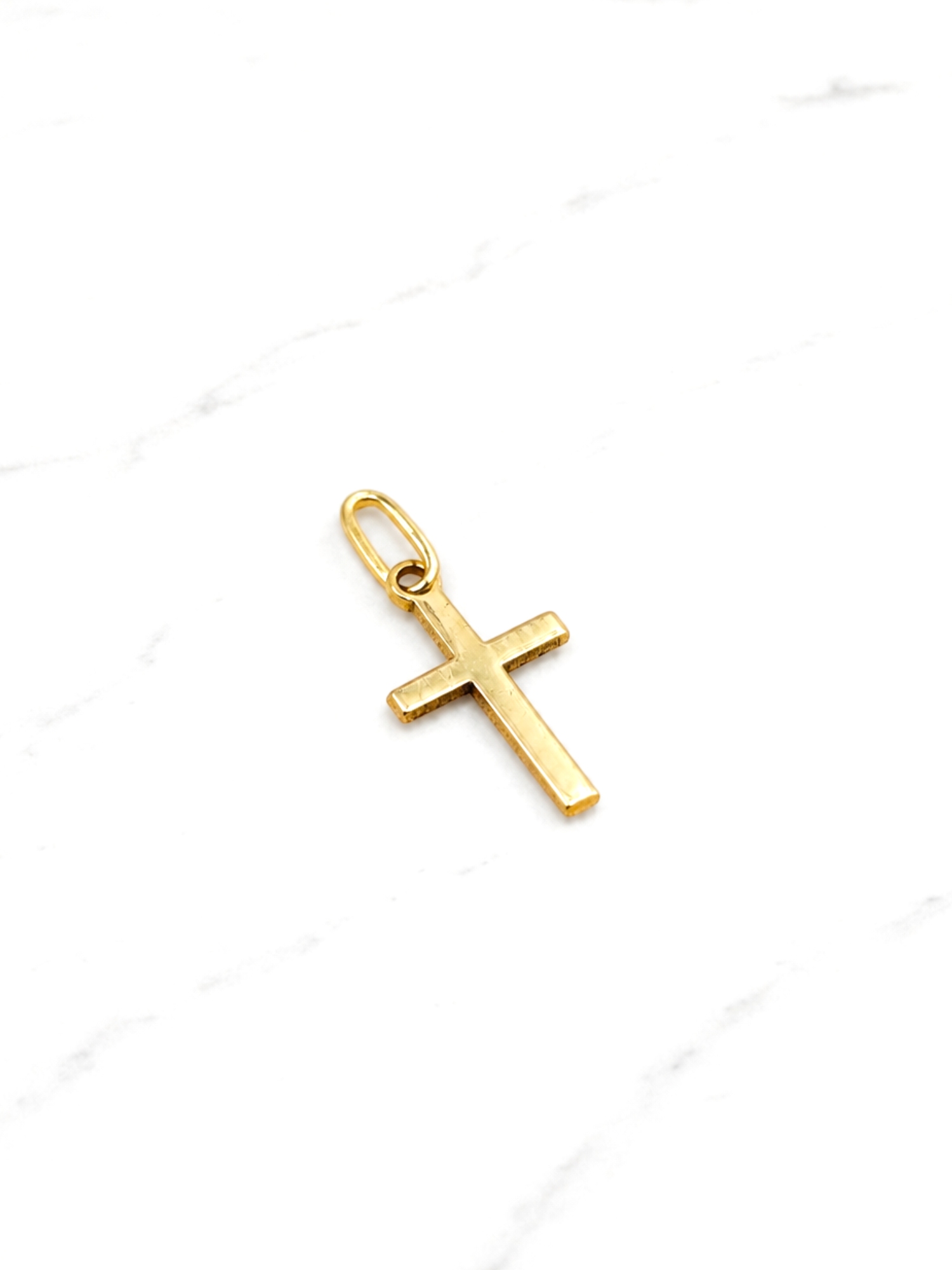 Colgante Cruz palito chica Oro 18k 3
