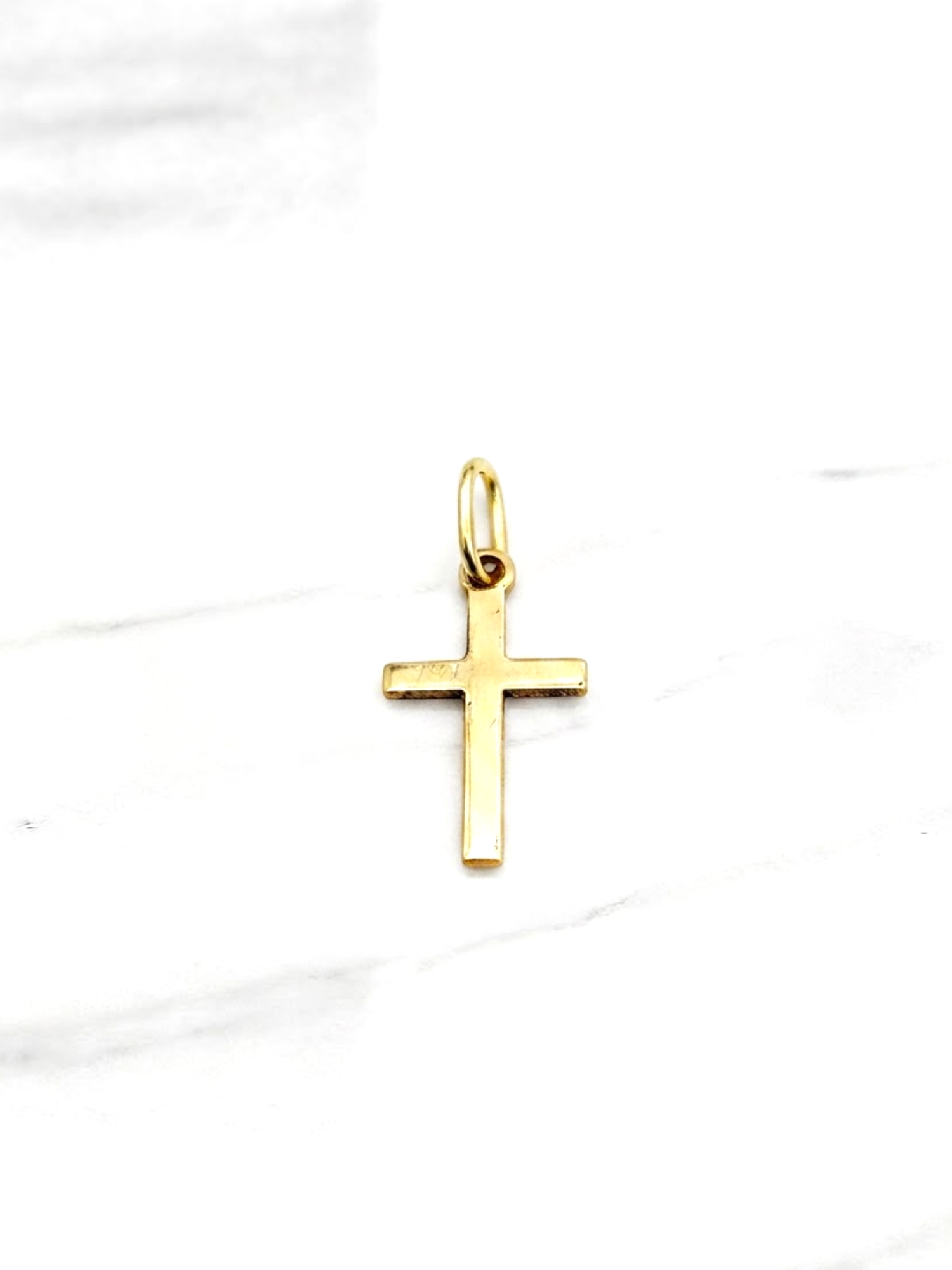 Colgante Cruz palito chica Oro 18k 4
