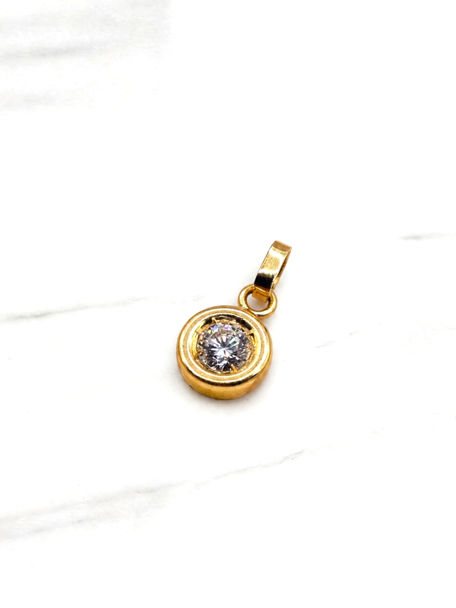 Colgante punto luz 1.1 cm Oro 18k  2