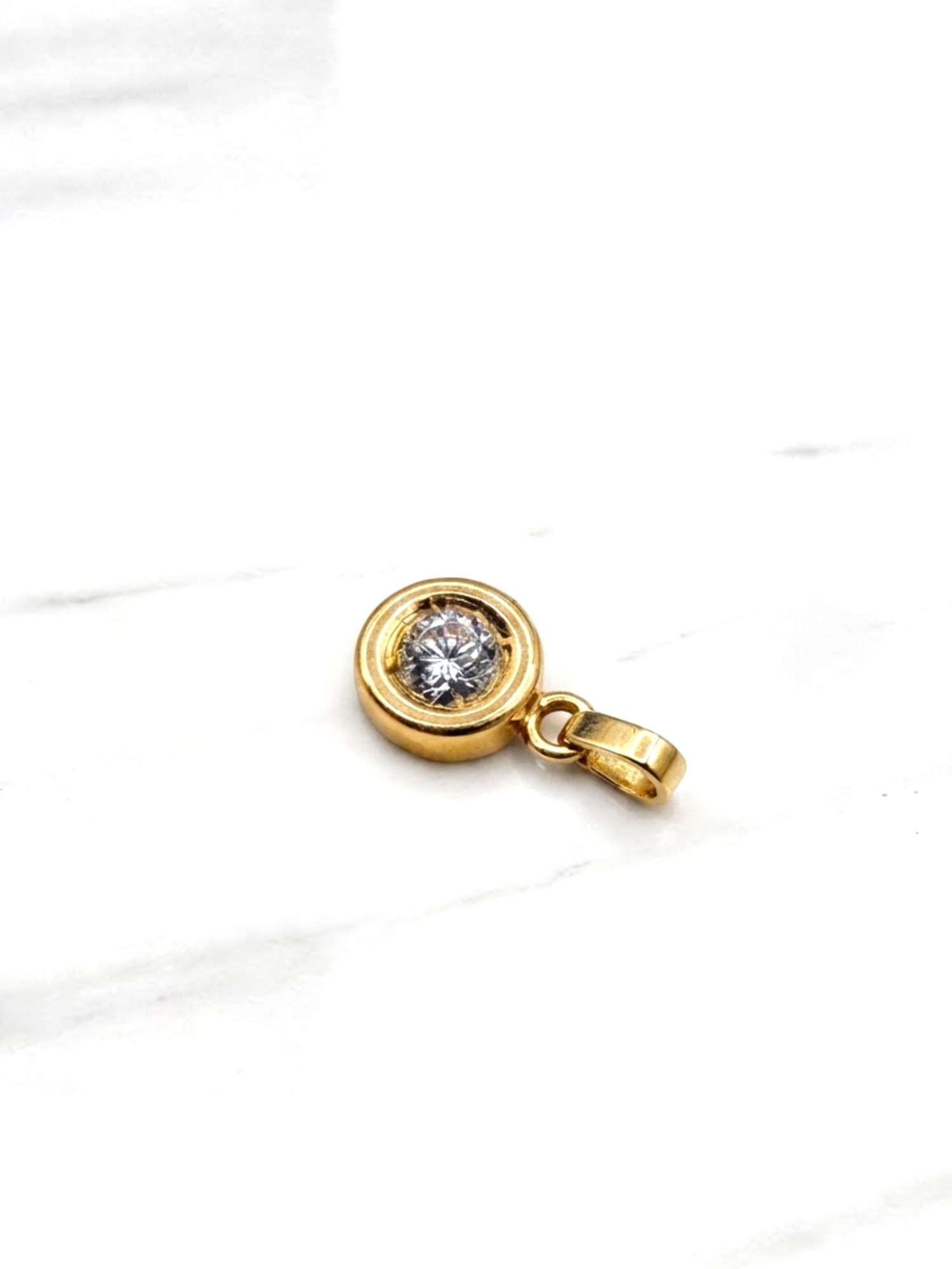 Colgante punto luz 1.1 cm Oro 18k  5