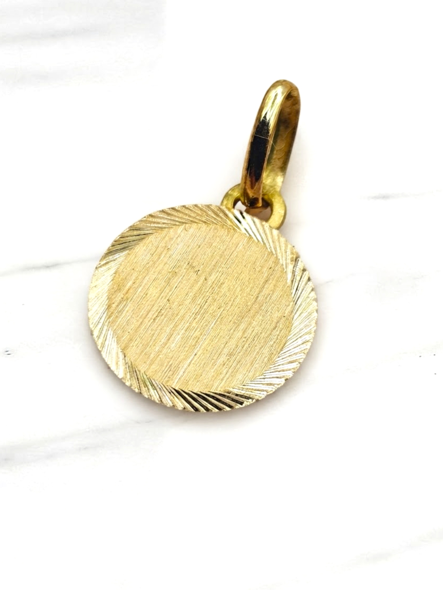 Colgante disco satinado chico Oro 18k 4