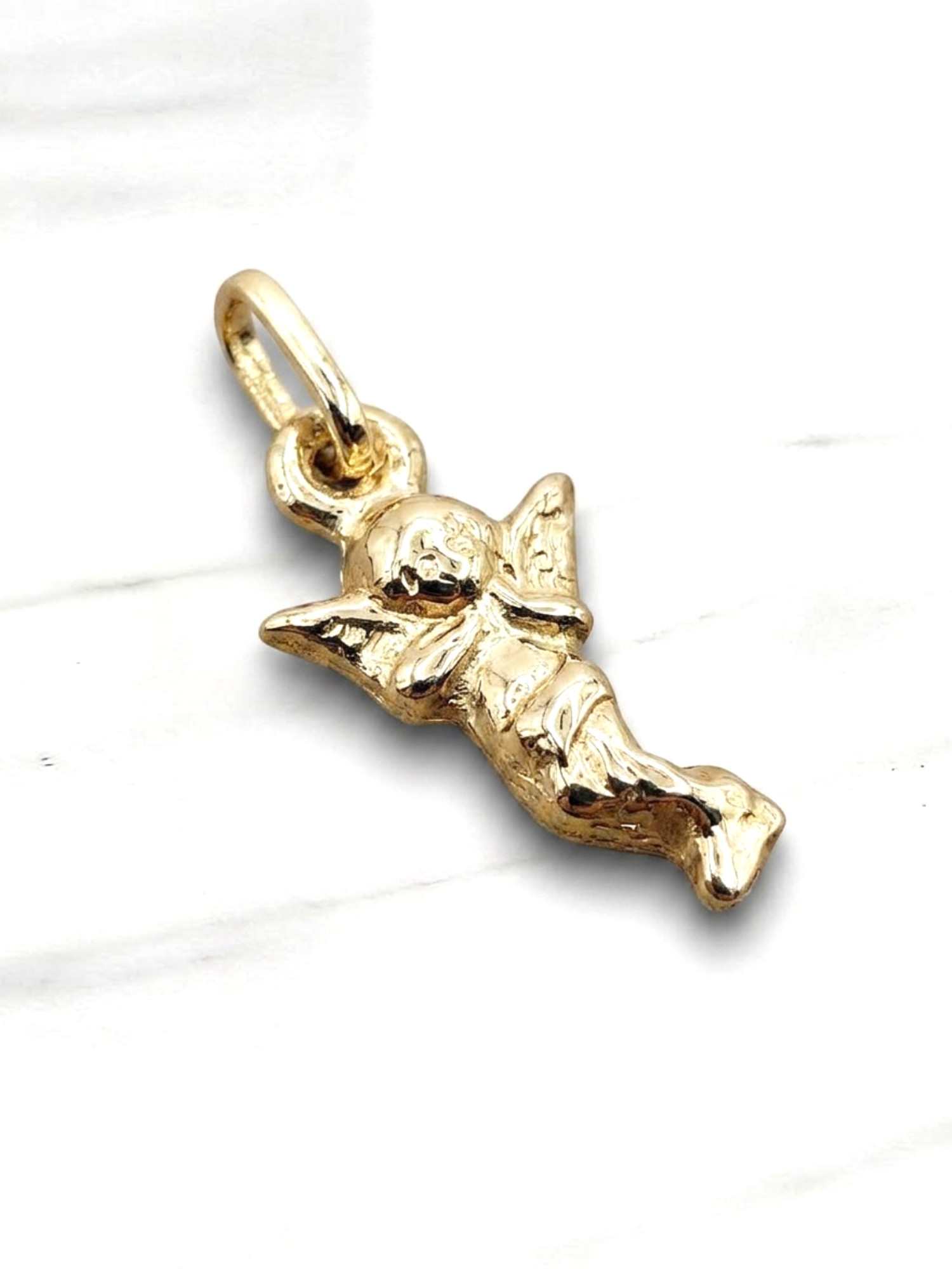 Colgante angelito Oro 18k 3