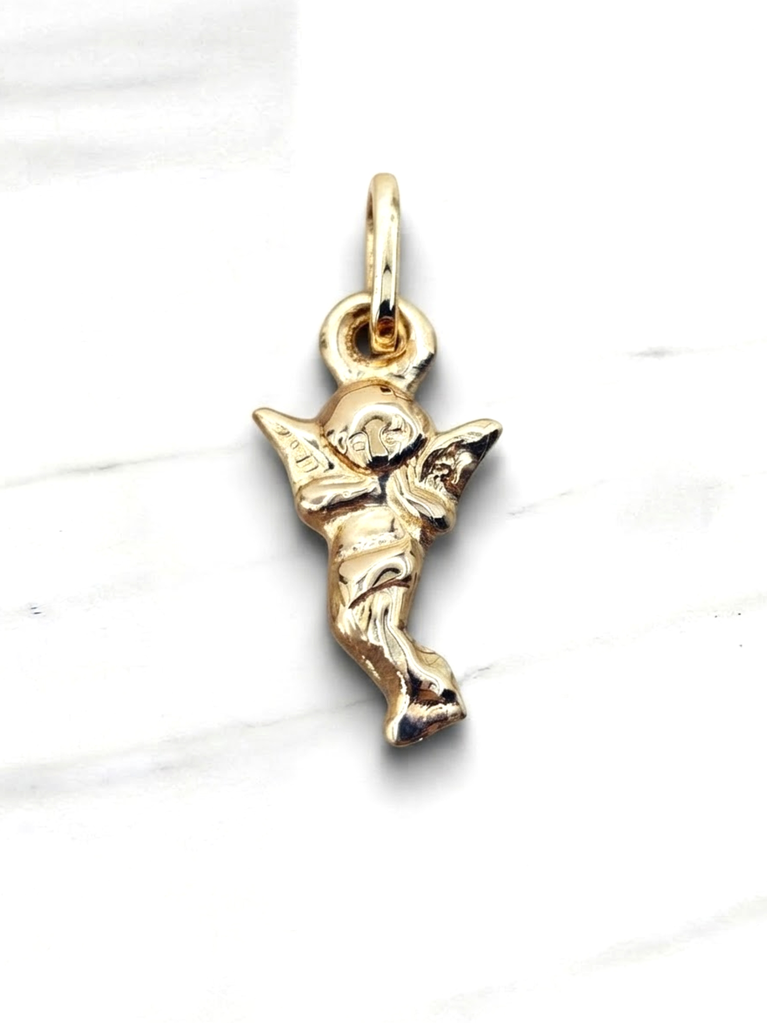 Colgante angelito Oro 18k 4