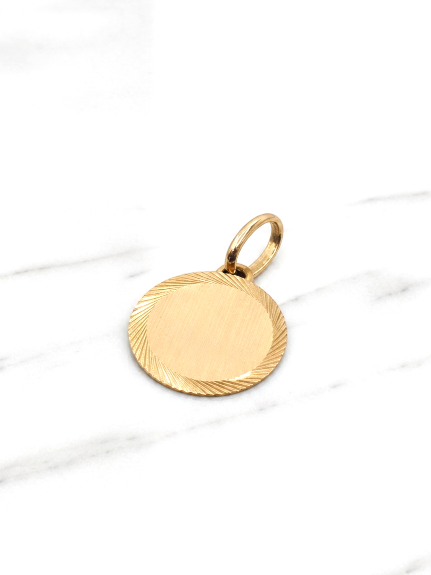 Colgante disco 1.5 cm Oro 18k  4