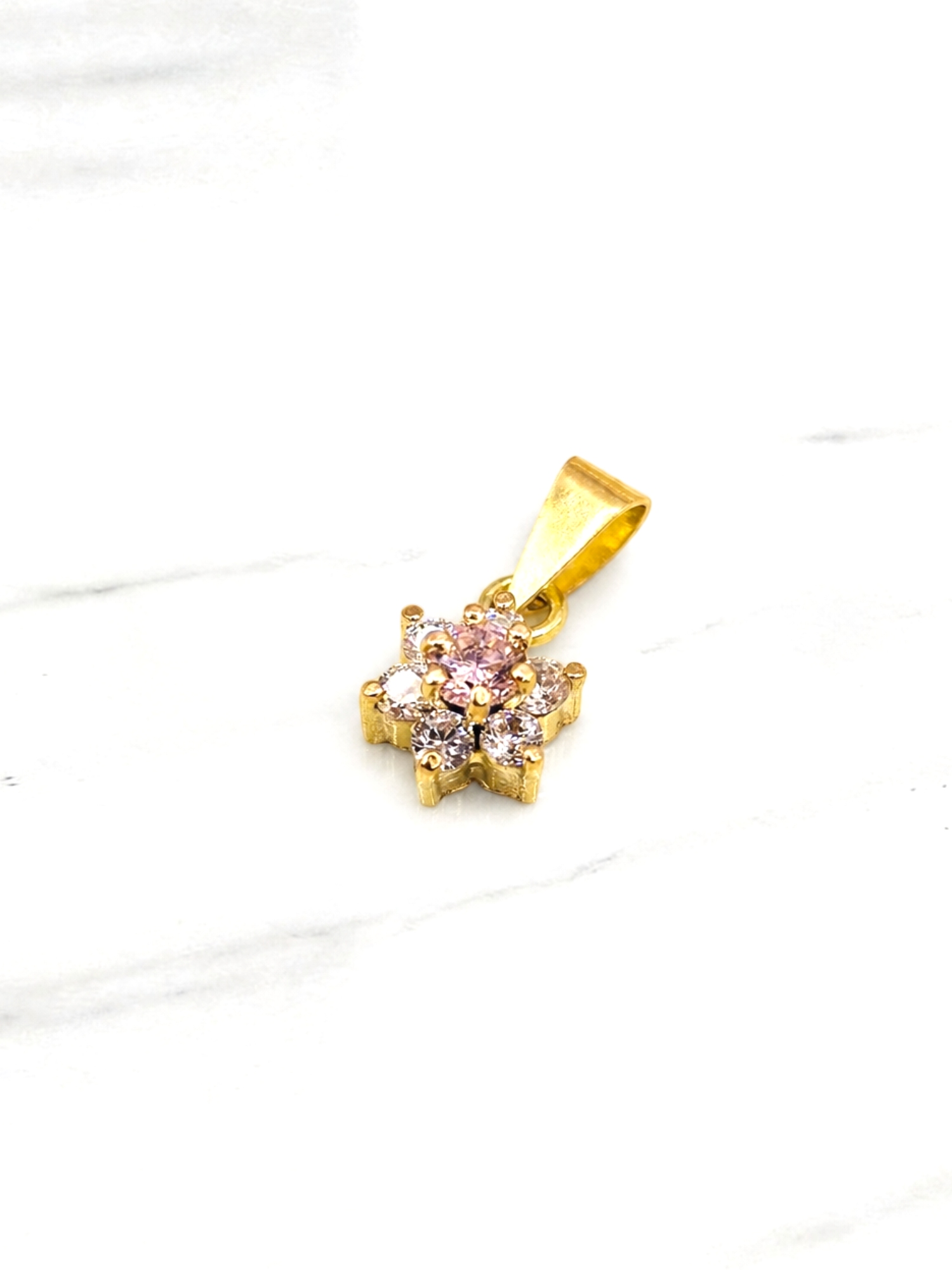 Colgante rosa circónes rosa de Francia Oro 18k 2