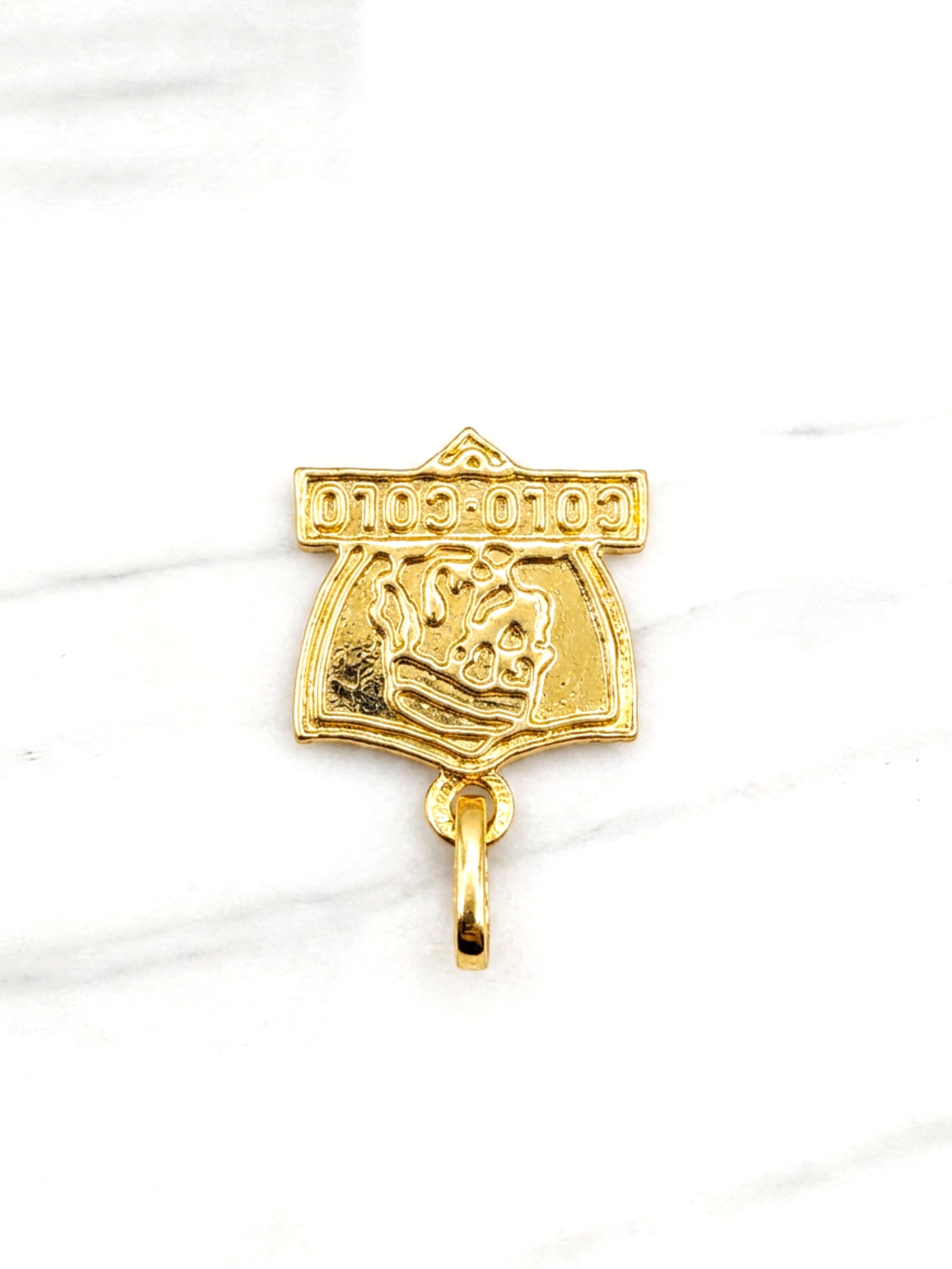 Colgante colo colo Oro 18k 3
