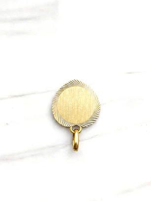Colgante disco corazón tallado Oro 18k