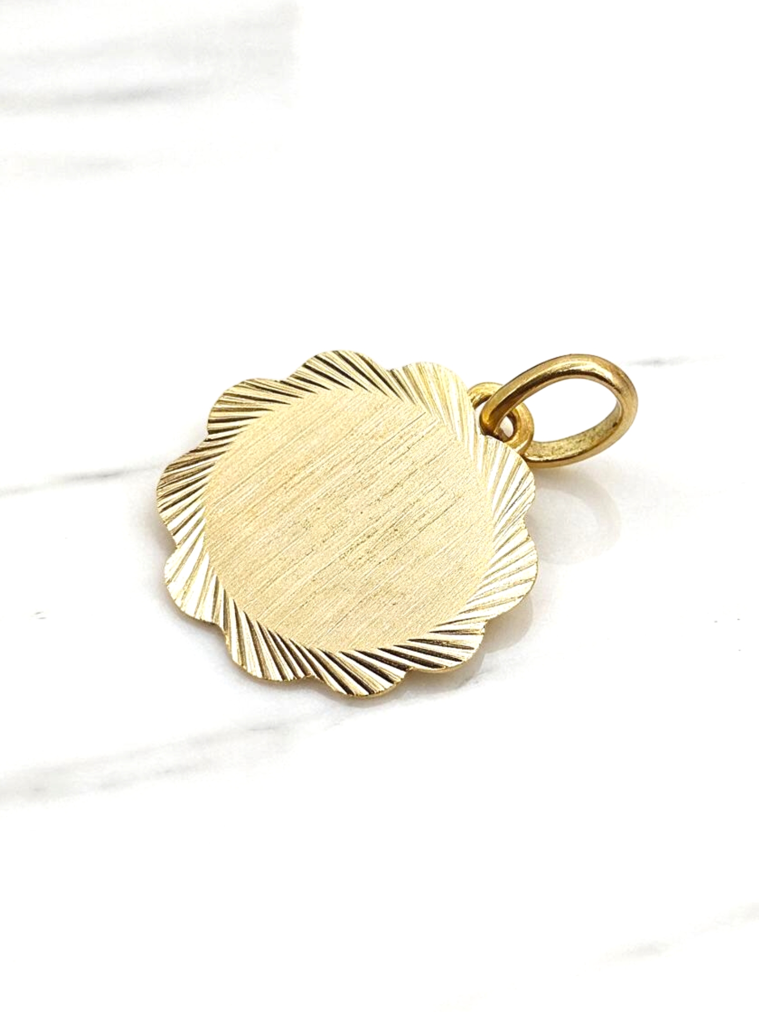 Colgante flor 1.7 cm Oro 18k 1