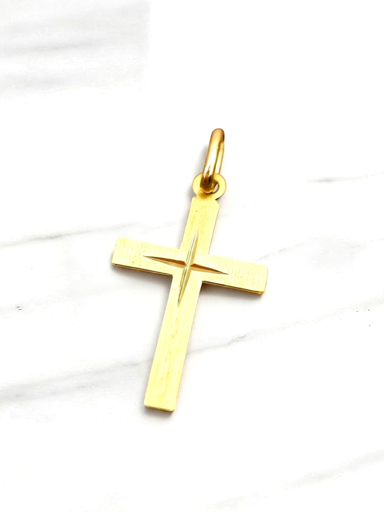 Colgante cruz calada Oro 18k 2