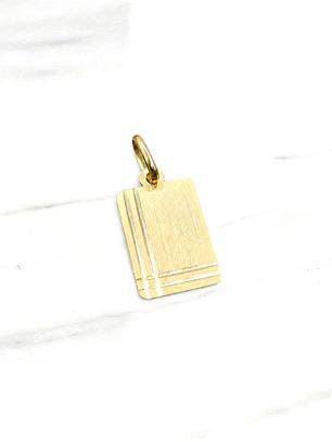 Colgante placa tallada 2.4 cm Oro 18k