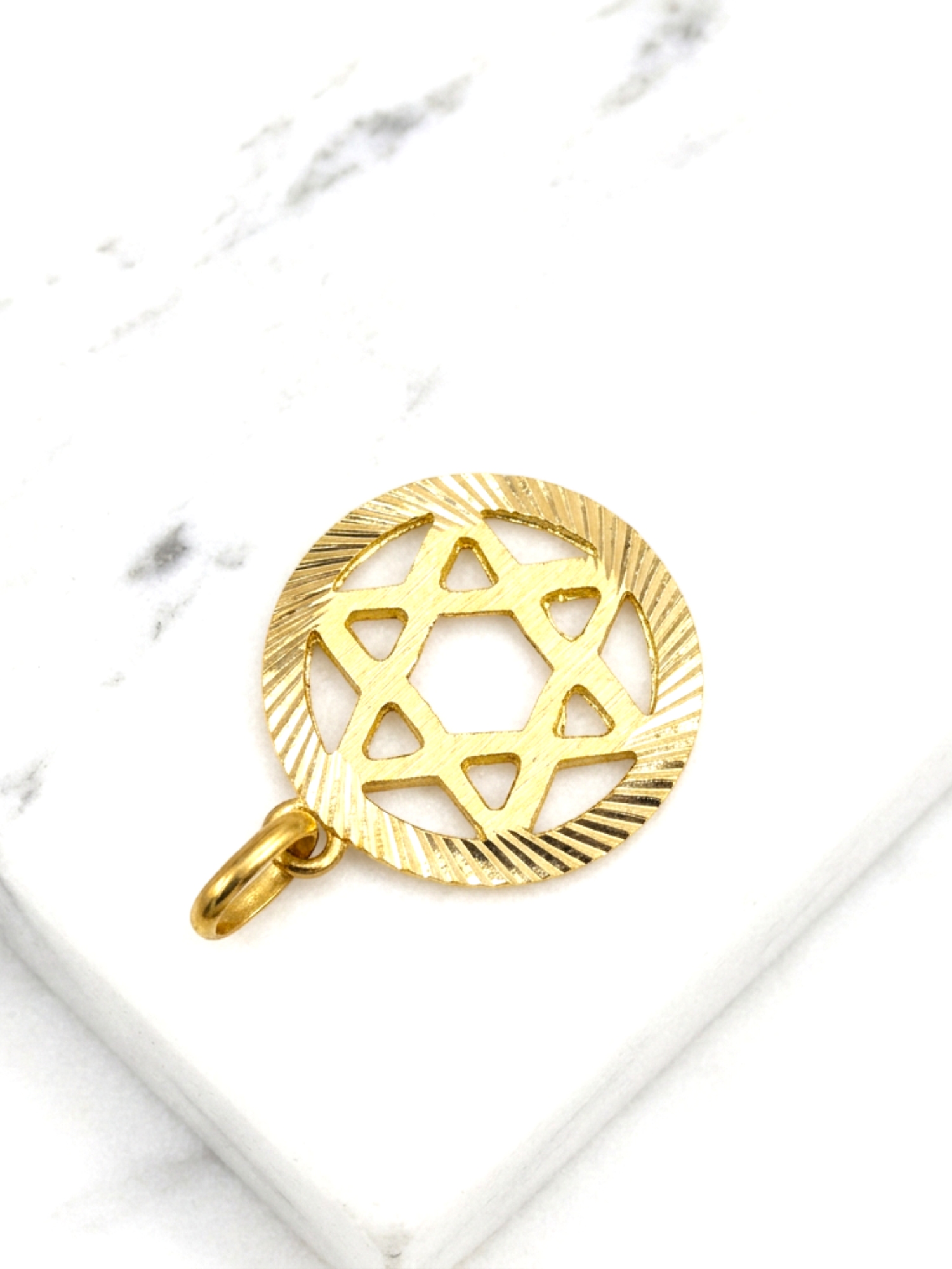 Colgante estrella de David esfera grande Oro 18k 5