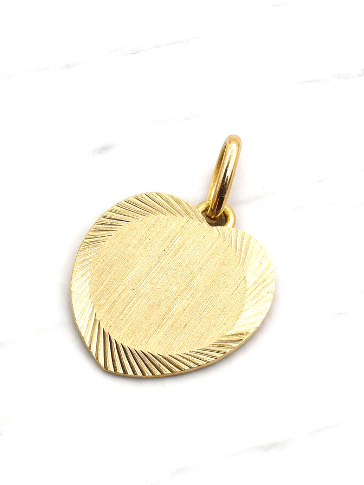 Colgante corazón satinado mediano Oro 18k 4