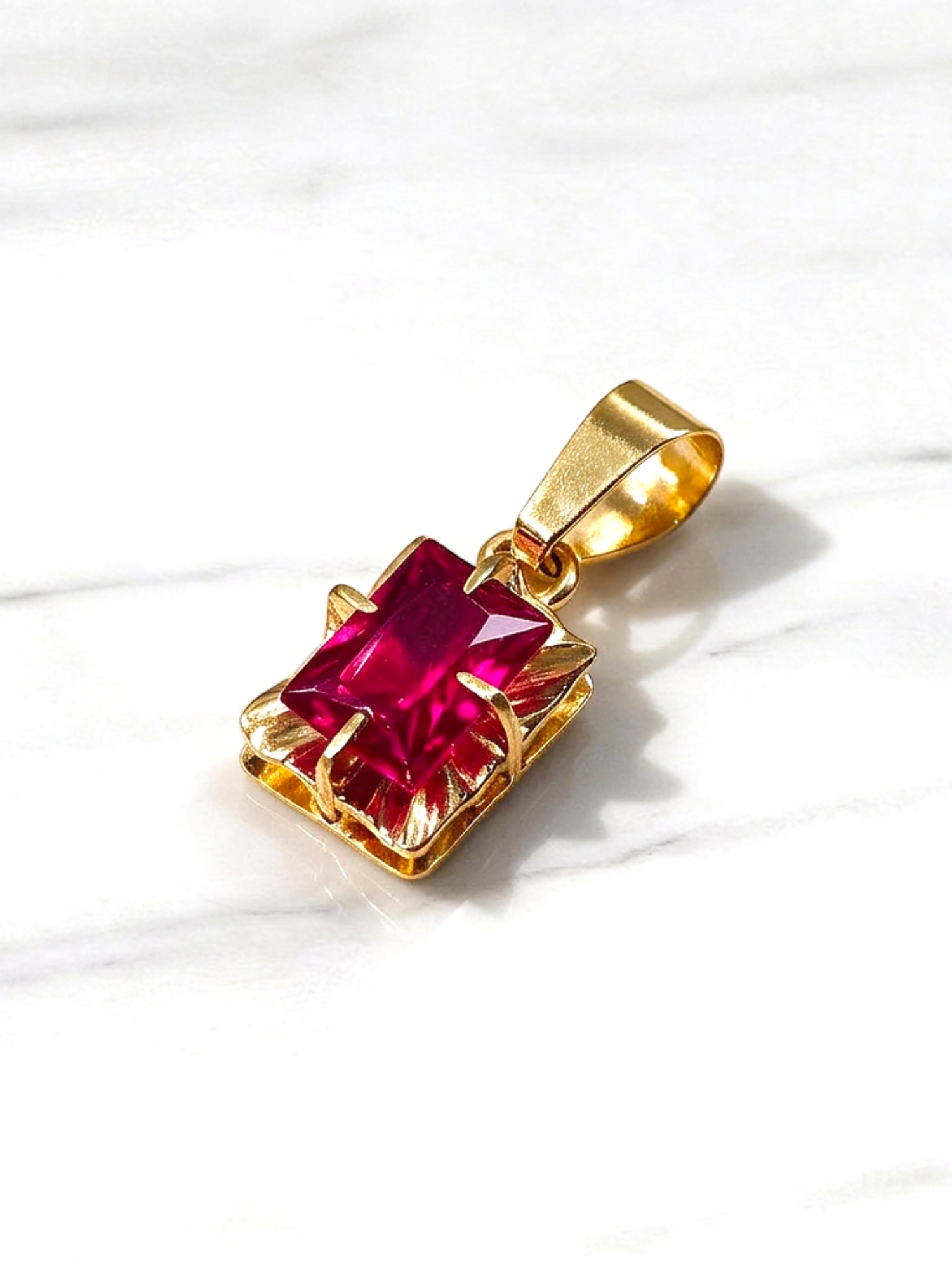 Colgante chatón cuadro rubí Oro 18k 1