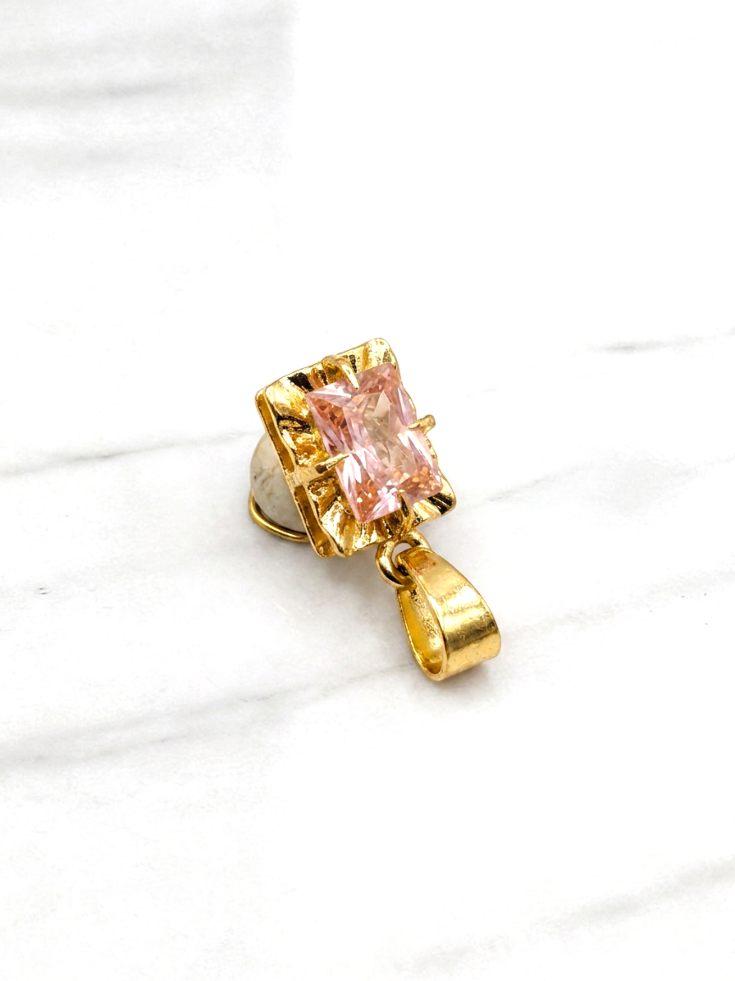 Colgante chatón cuadrado rosa de francia mediano Oro 18k 5
