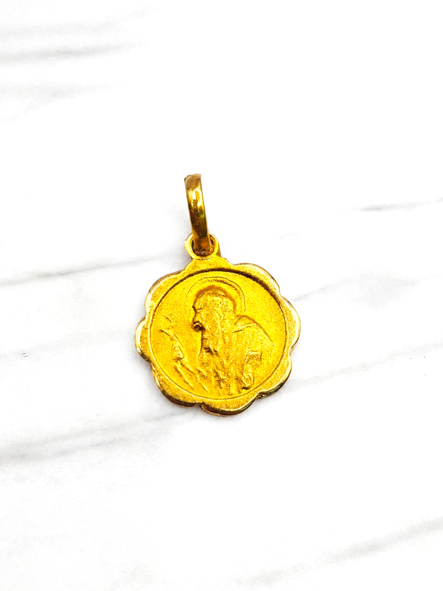 Colgante San Benito 1.3 cm Oro 18k  3