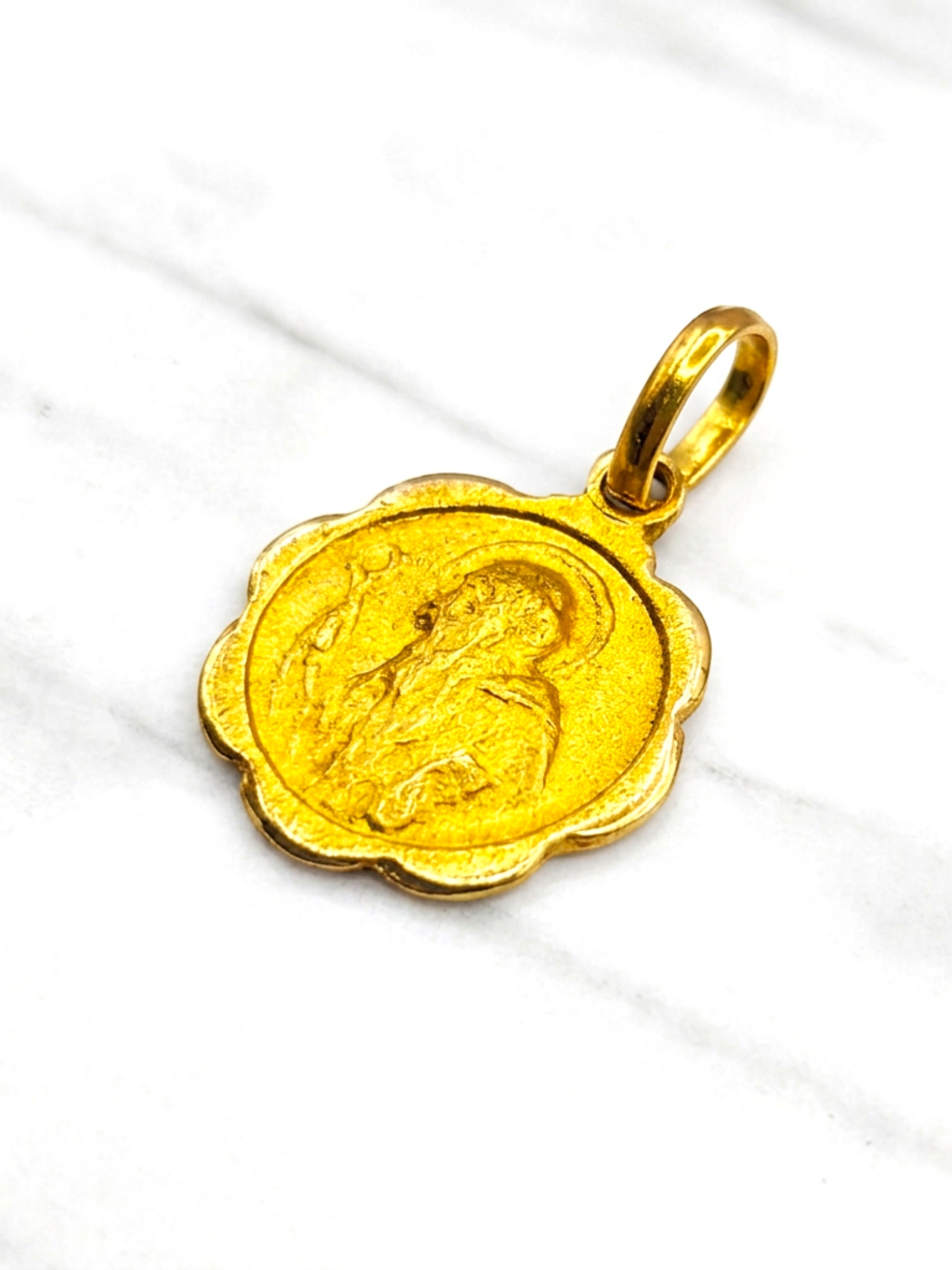 Colgante San Benito 1.3 cm Oro 18k  2