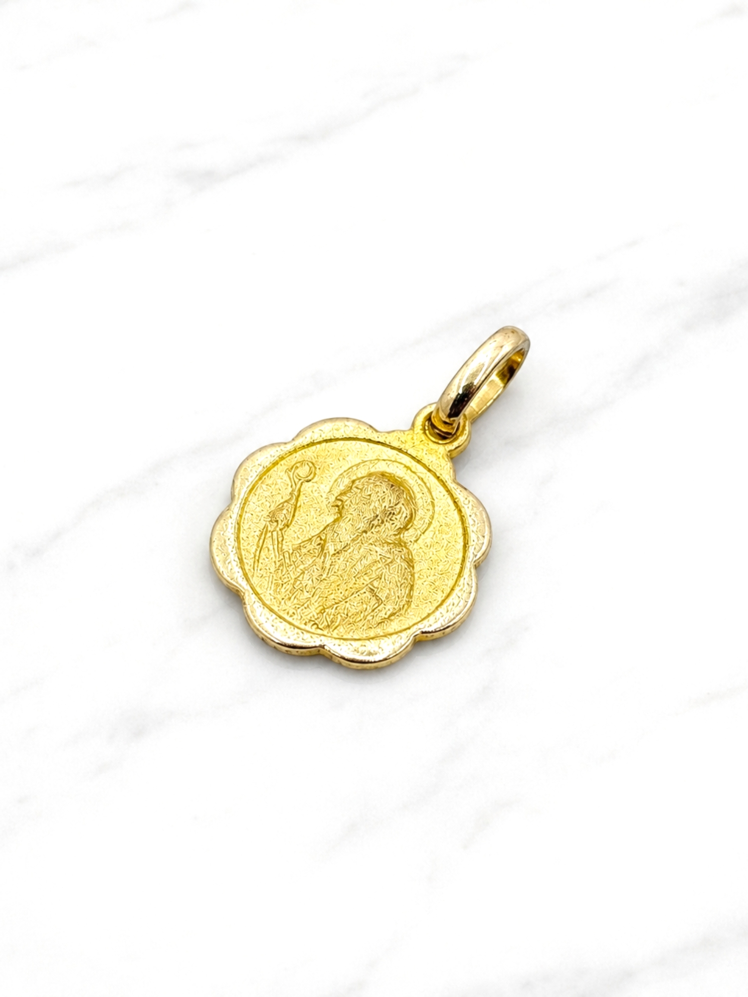 Colgante medalla San Benito Oro 18k 4