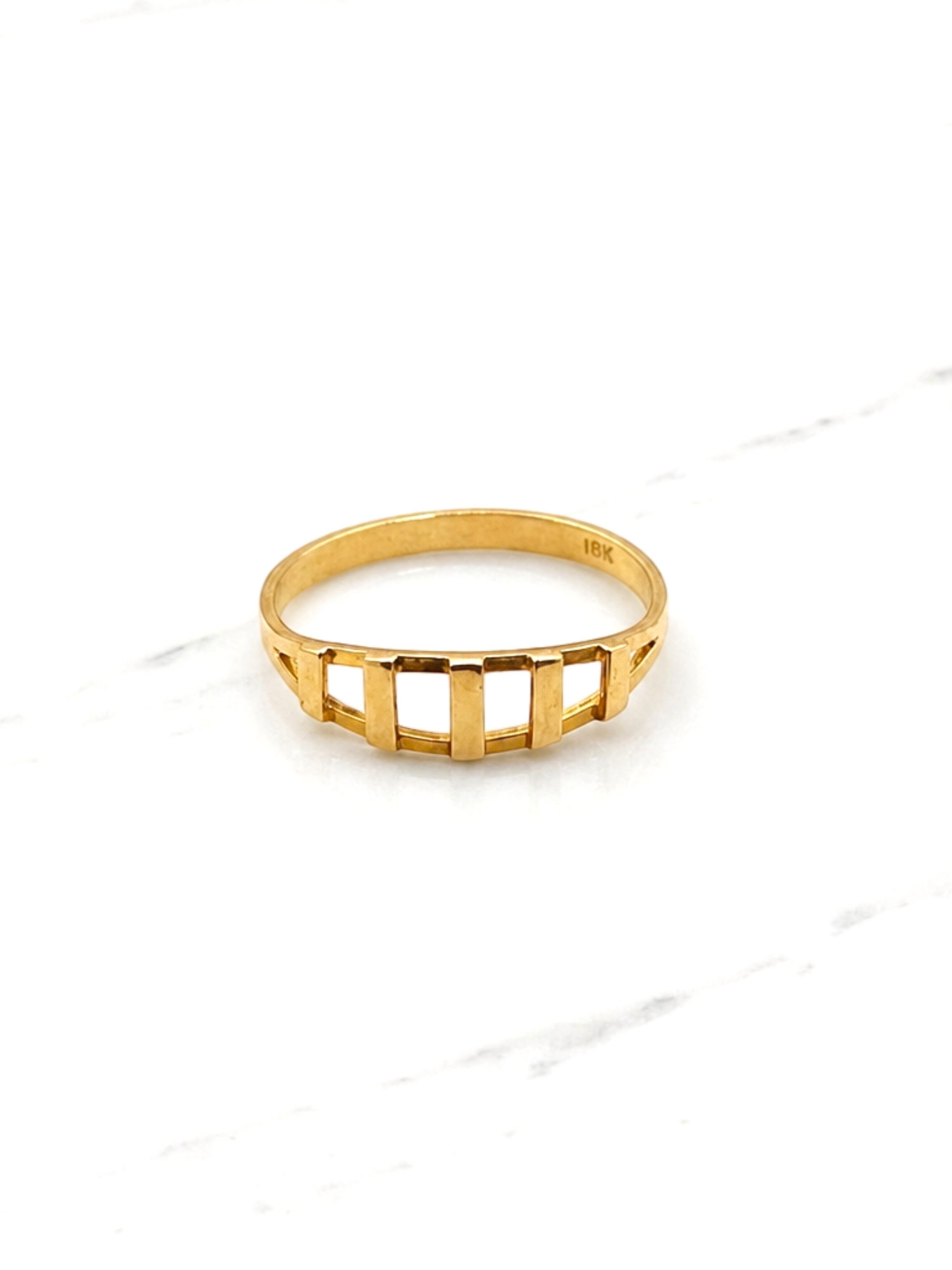 Anillo escalón Oro 18k 3