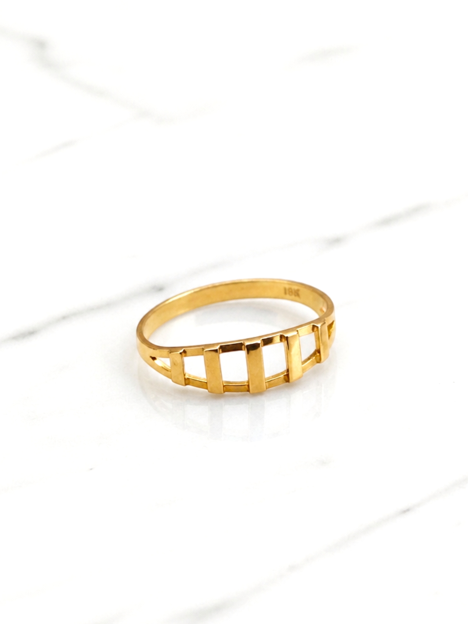 Anillo escalón Oro 18k 4