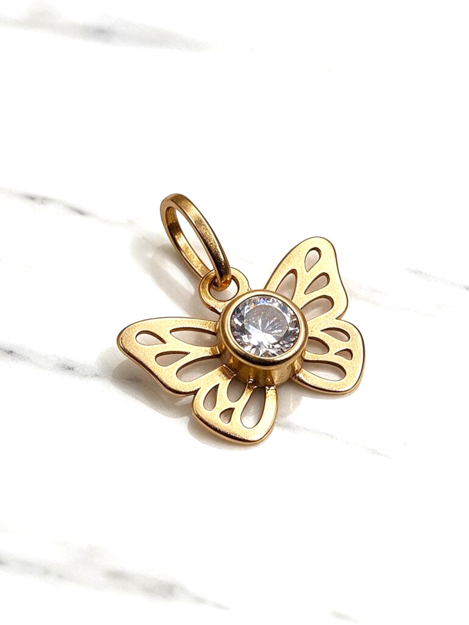 Colgante mariposa 17 mm Oro 18k 3