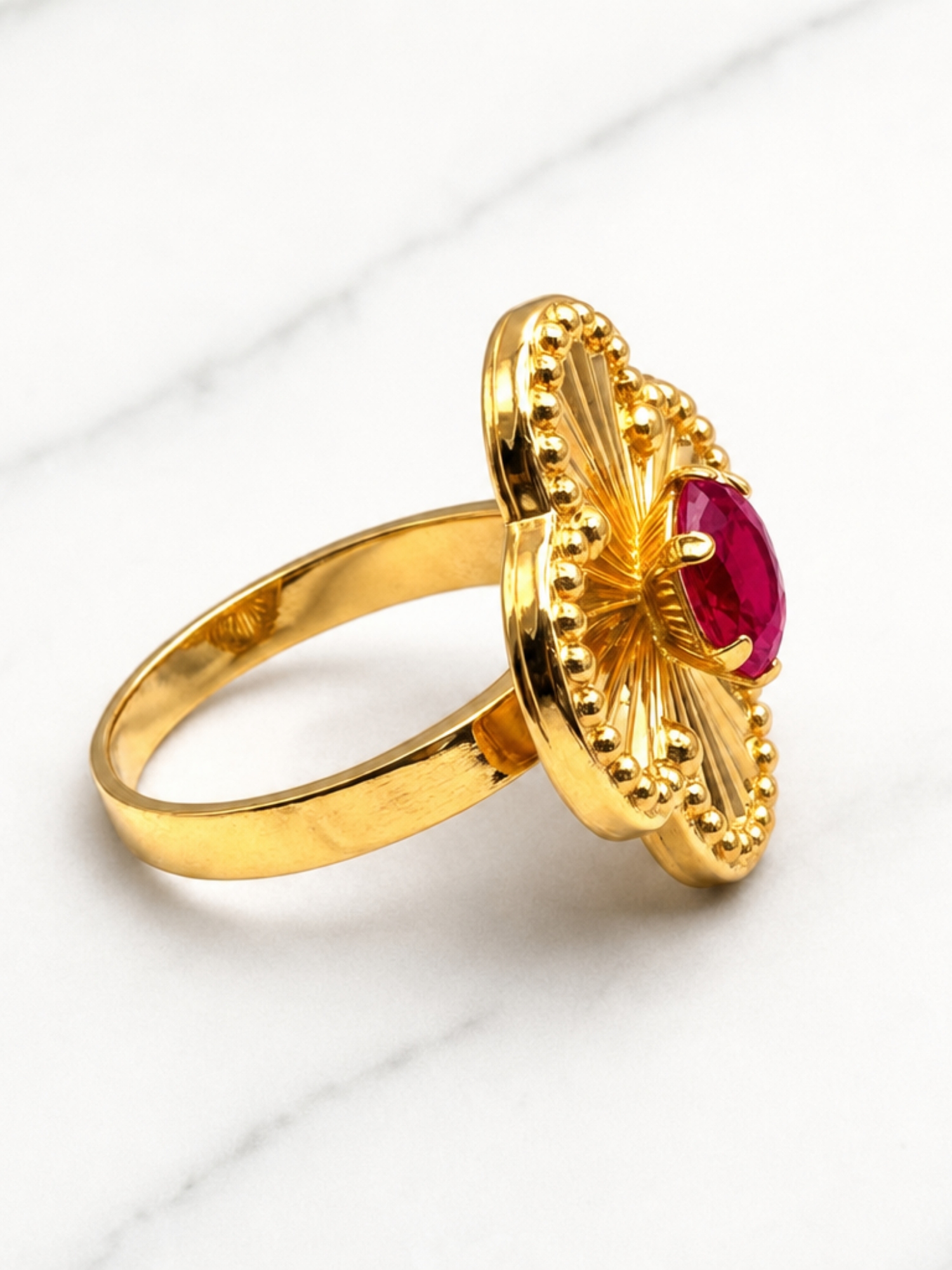 Anillo flor tallada rubí Oro 18k 4