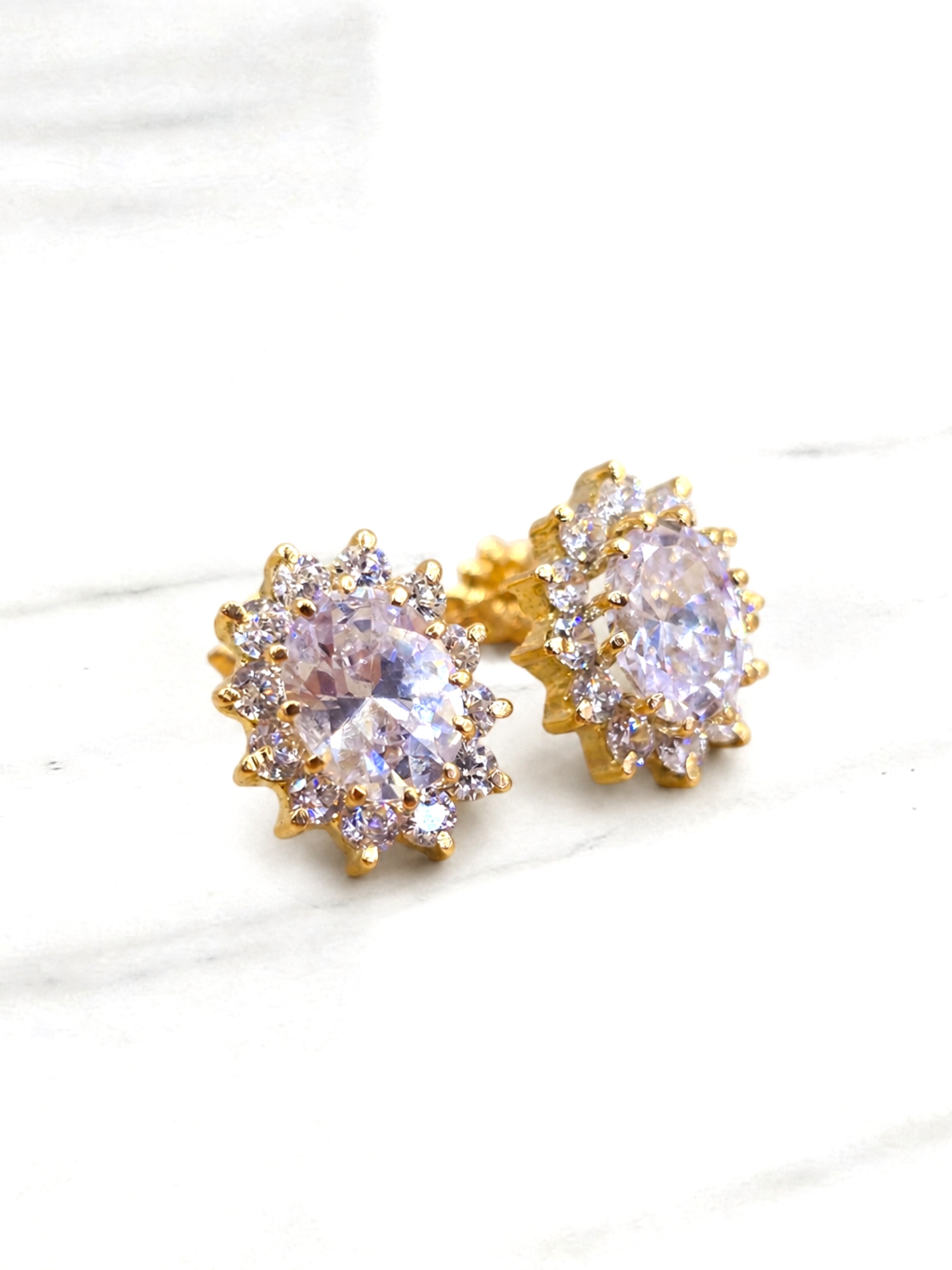 Aros Reina grandes con circones Oro 18k 4
