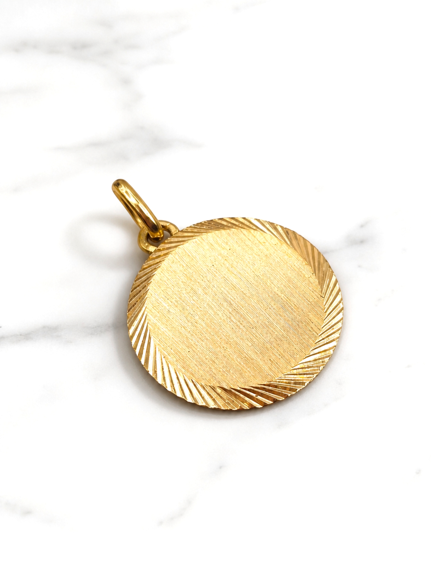 Colgante disco satinado mediano Oro 18k 3