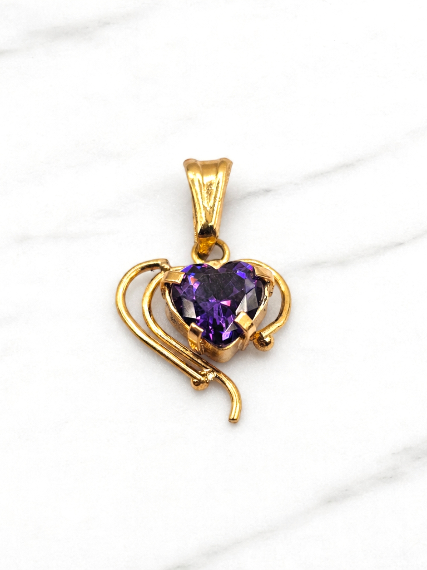 Colgante corazón amatista mediano Oro 18k 3