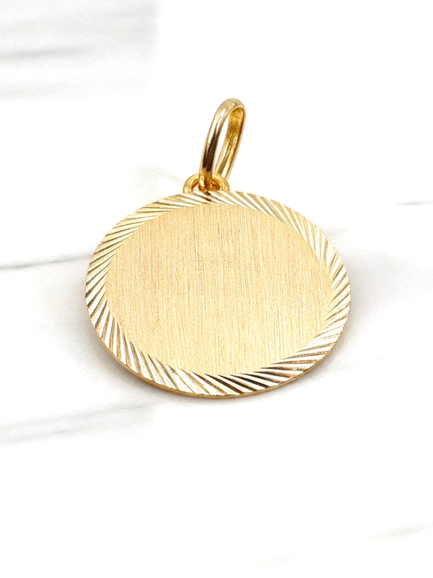 Colgante disco tallado 20 mm Oro 18k 1
