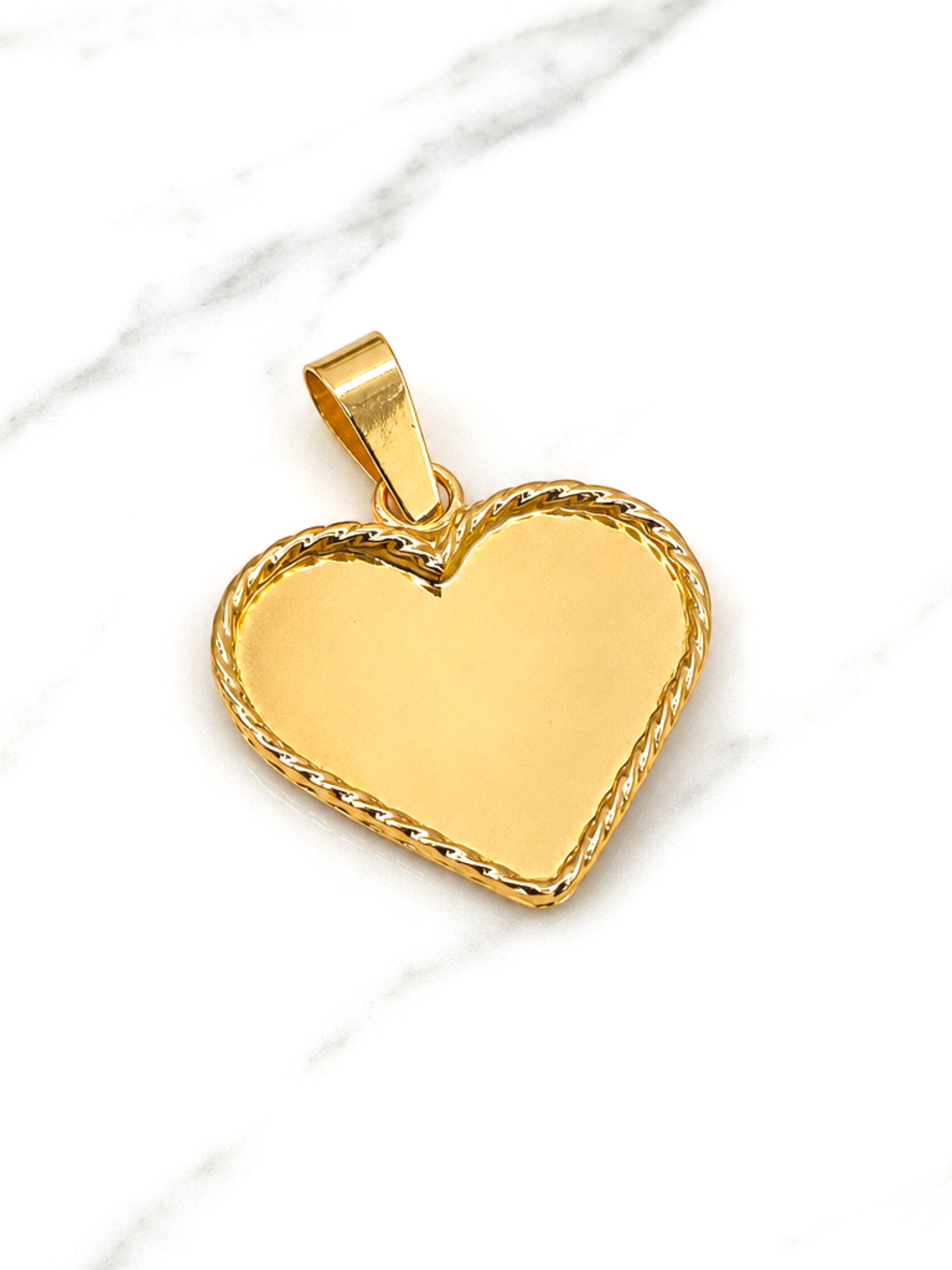Colgante corazón nudo mediano Oro 18k 4