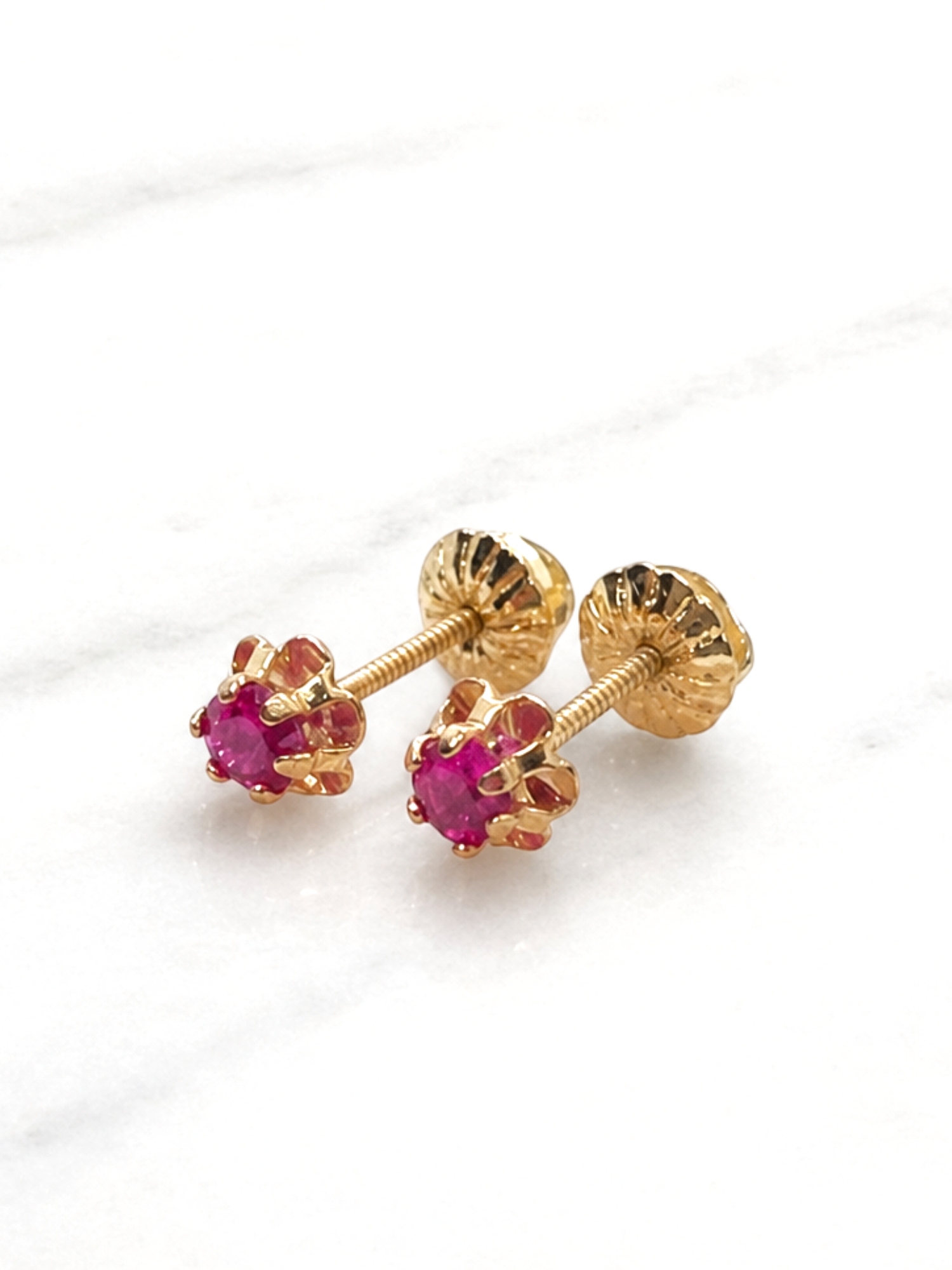 Aros Chatón italiano rubí medianos Oro 18k 1
