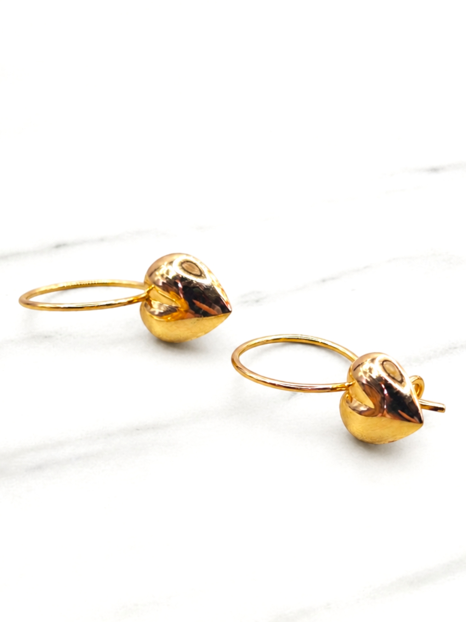 Aros corazón gancho 2 cm Oro 18k 3