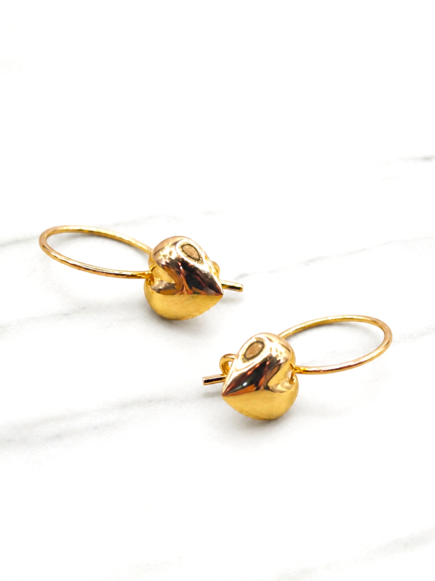 Aros corazón gancho 2 cm Oro 18k 4