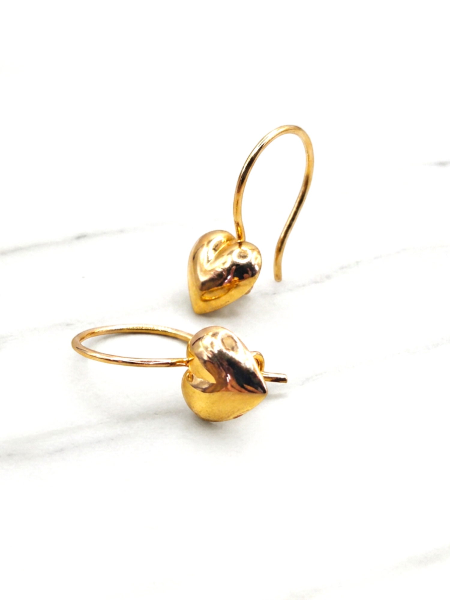 Aros corazón gancho 2 cm Oro 18k 2