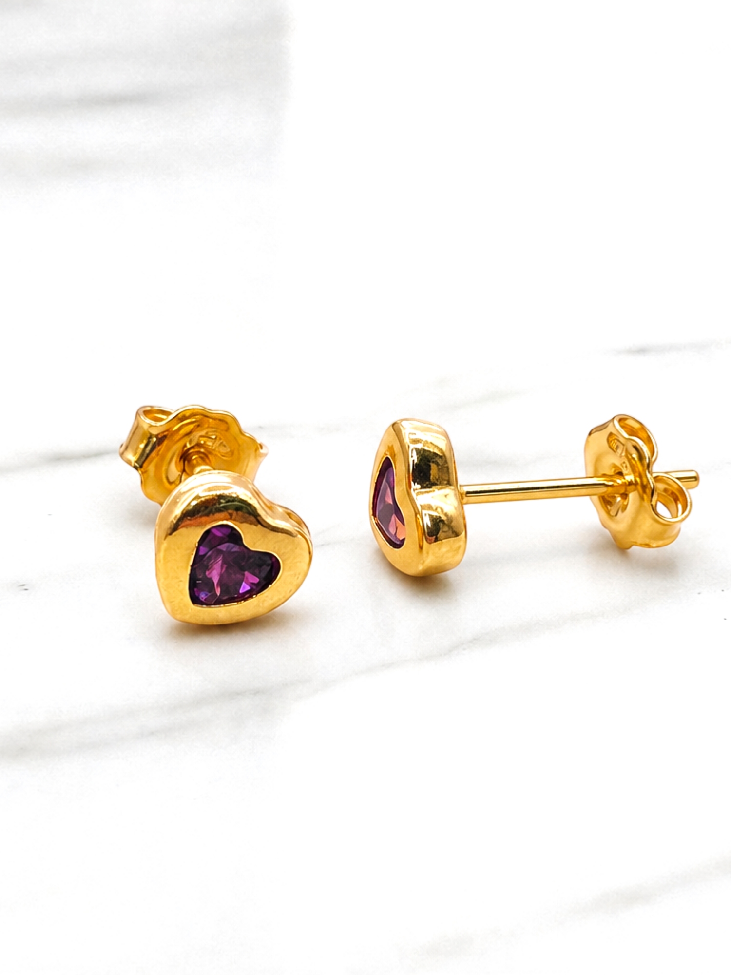 Aros corazón amatista 5 mm Oro 18k 3