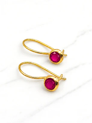 Aros rubí con gancho Oro 18k