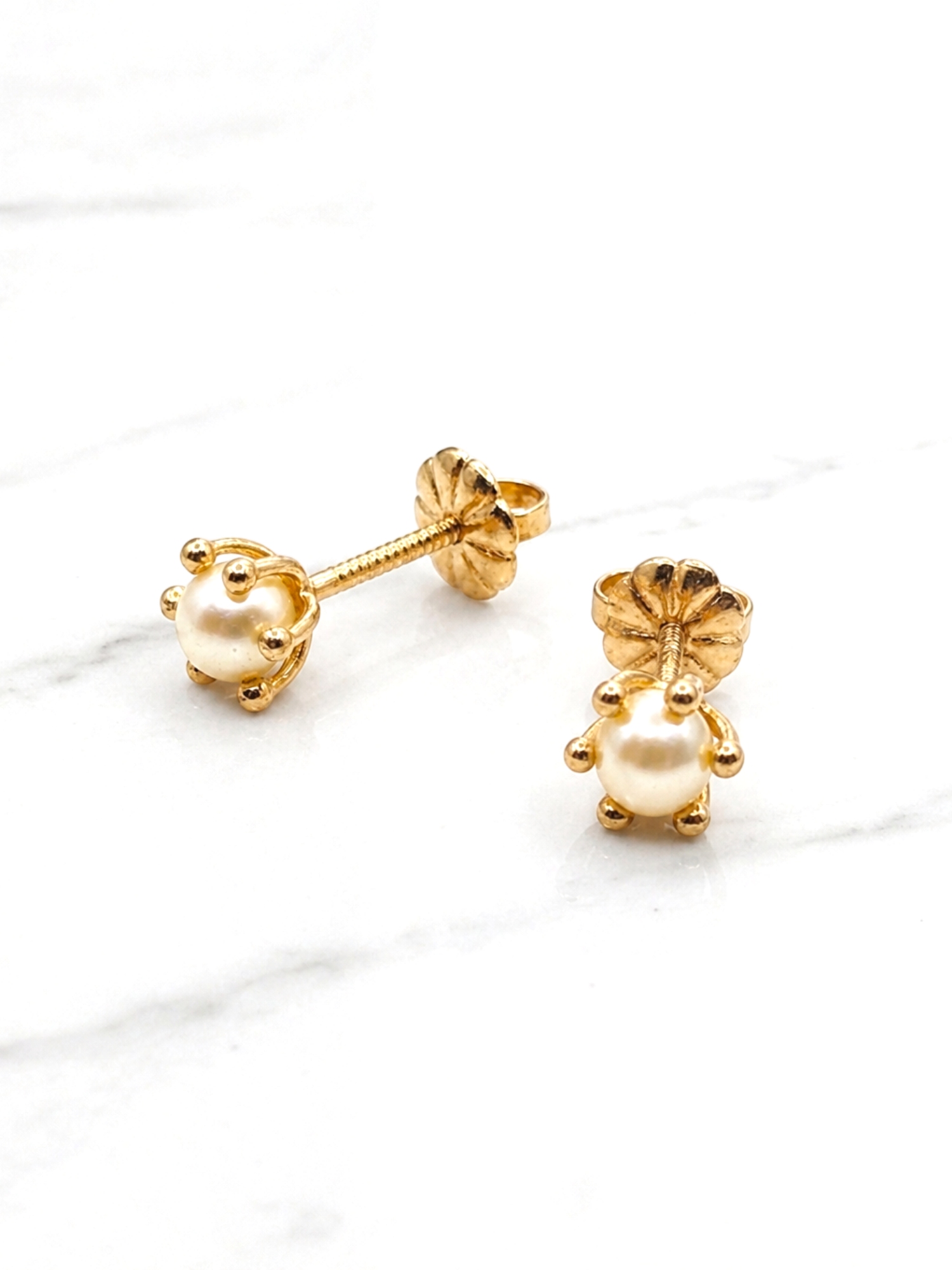 Aros perla cultivada pistilo bebé  Oro 18k 5