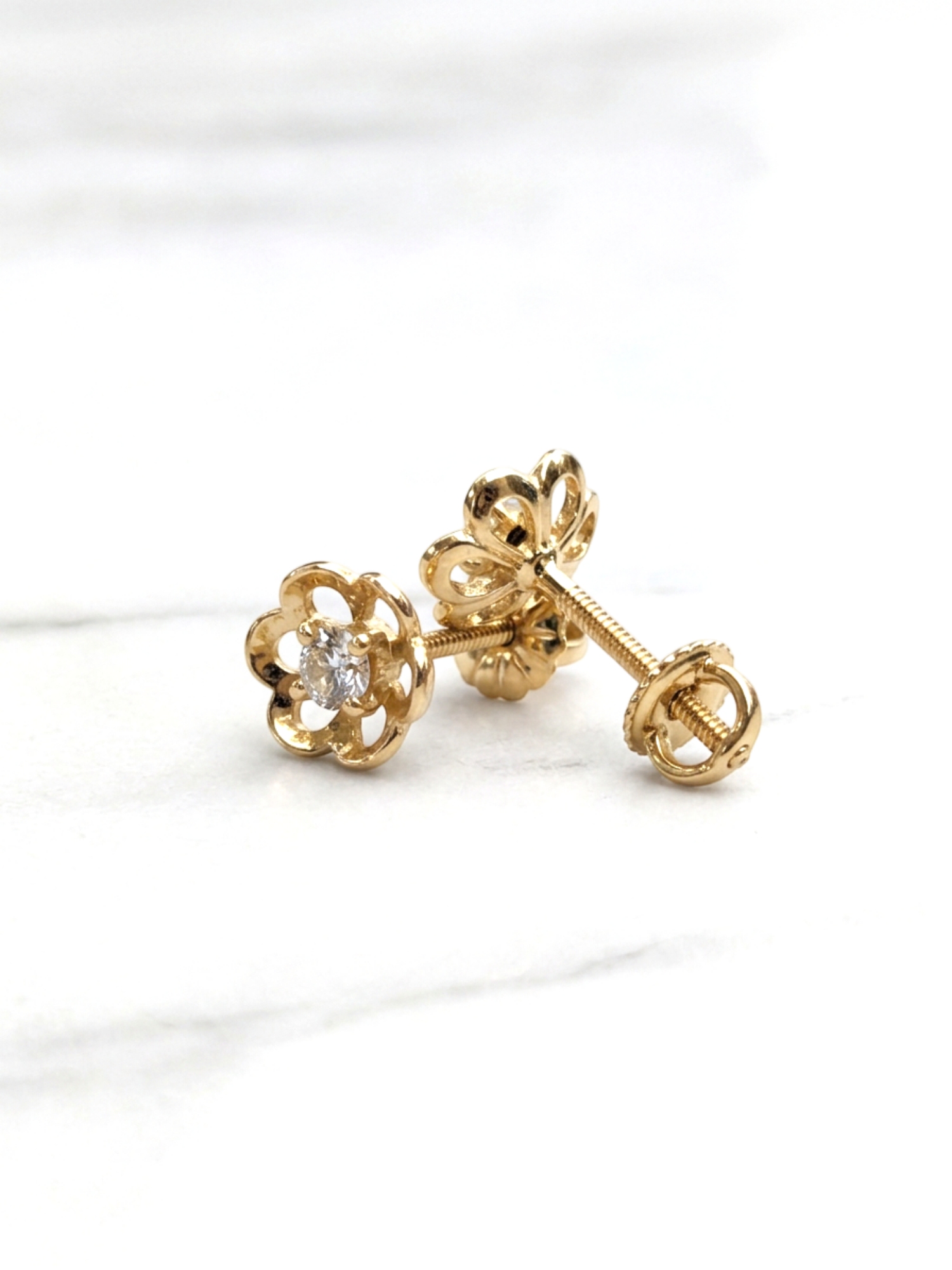 Aros flores circón Oro 18k 3