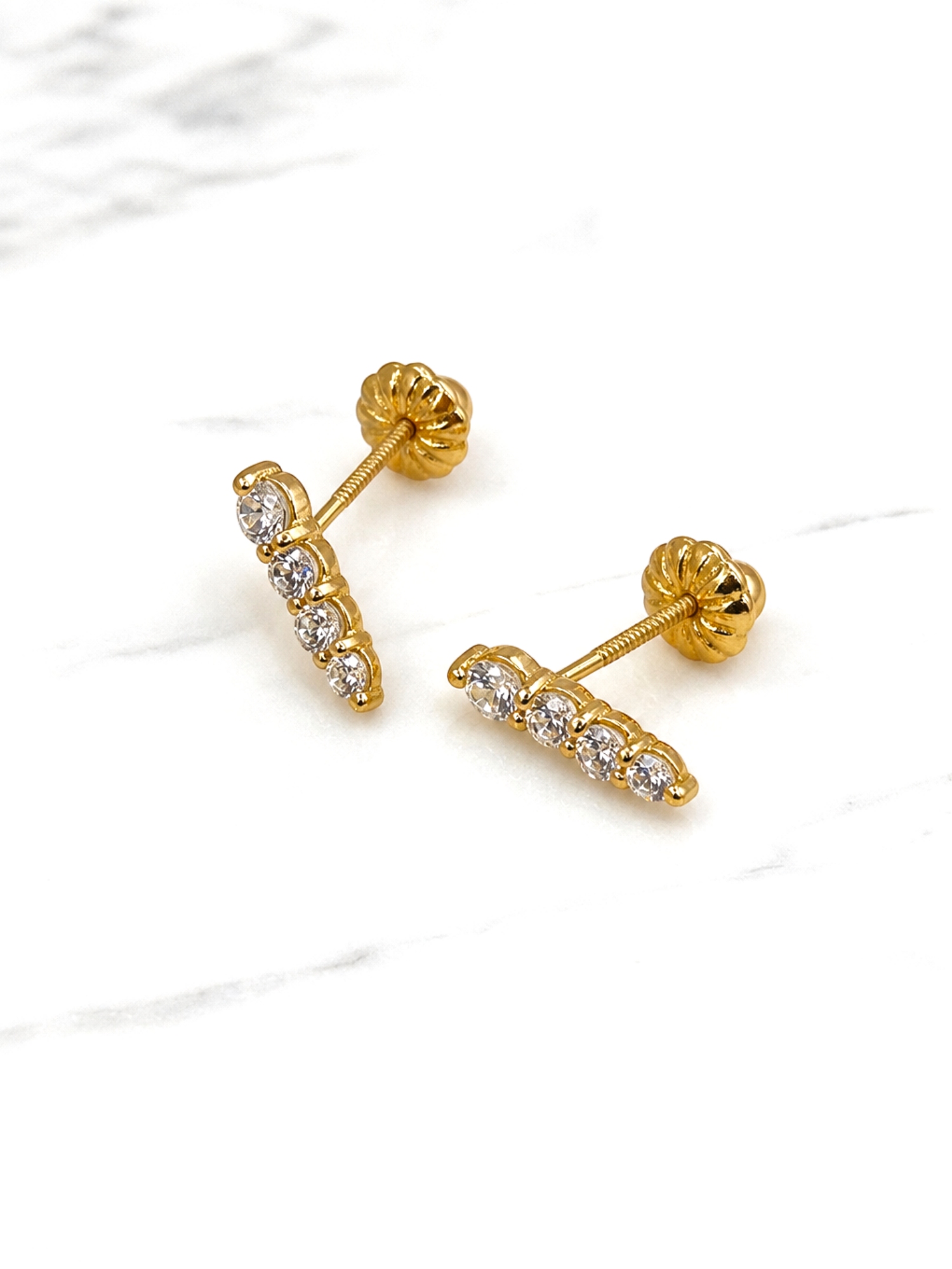 Aros reina circones Oro 18k 4