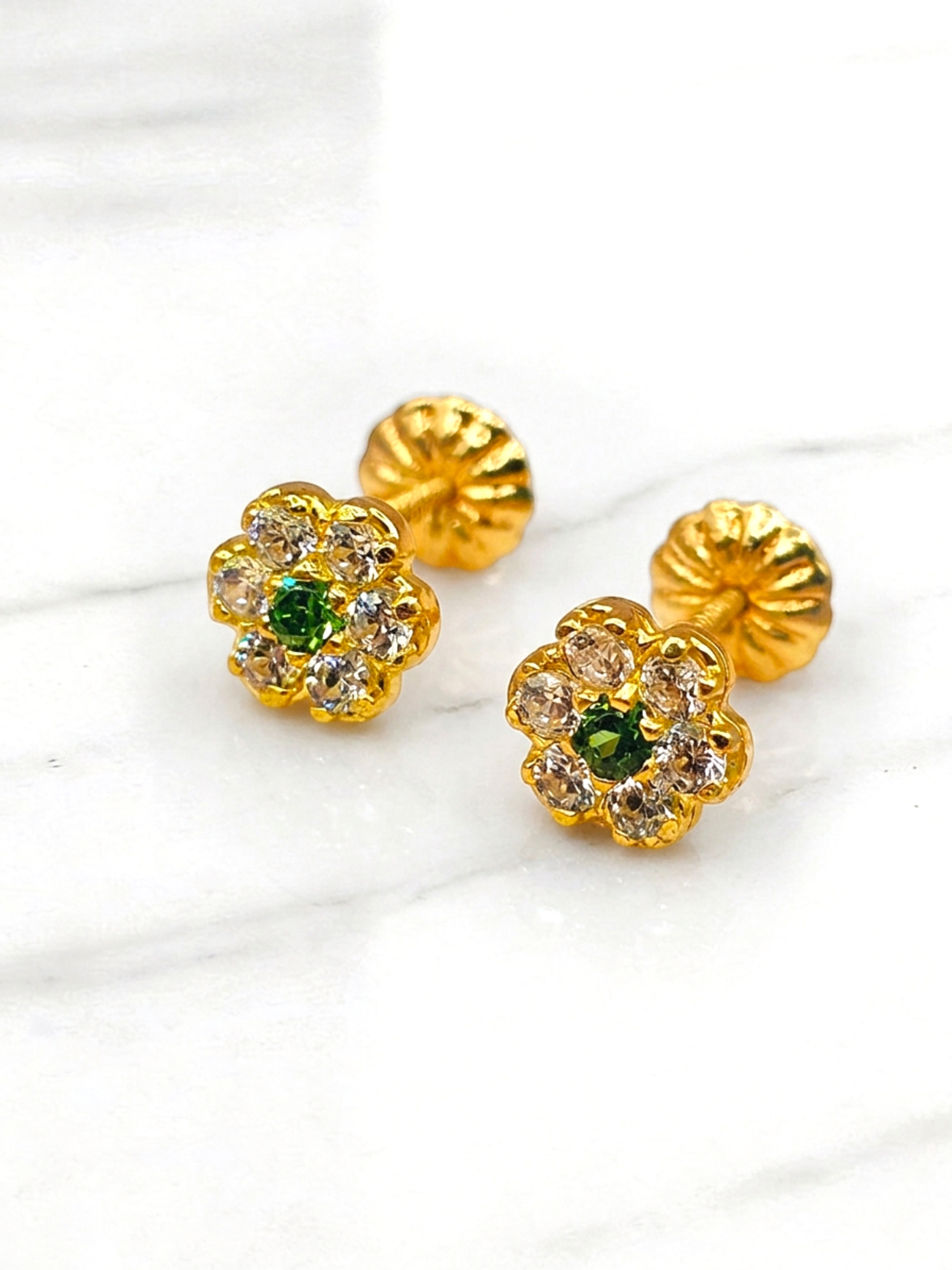 Aros rosa Esmeralda medianos Oro 18k 3