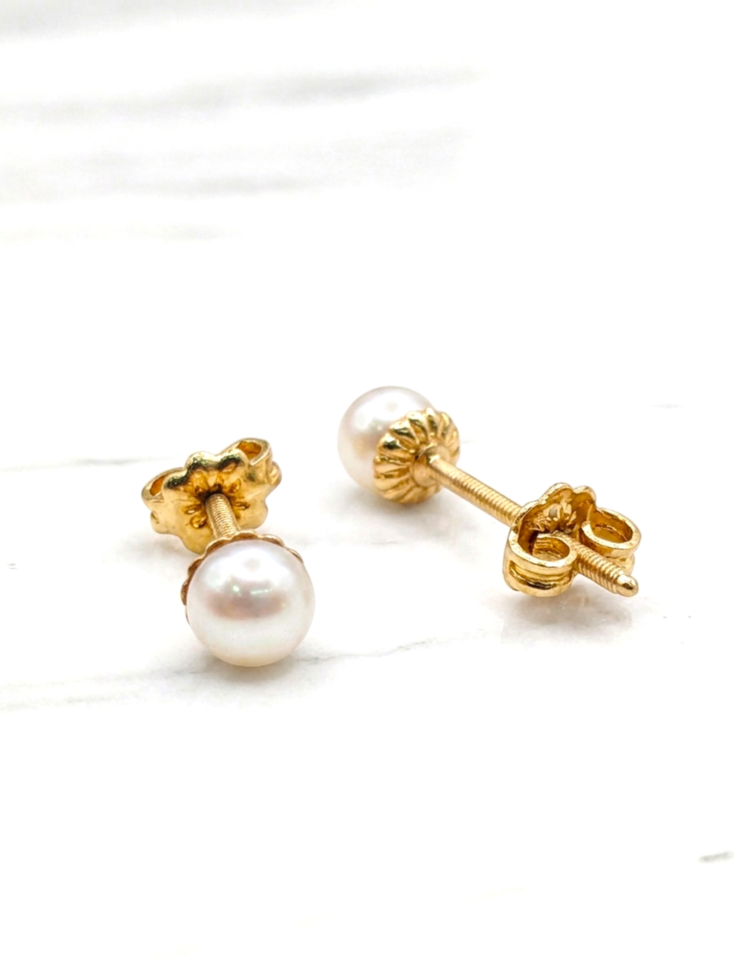 Aros perla cultivada 5 mm Oro 18k  4